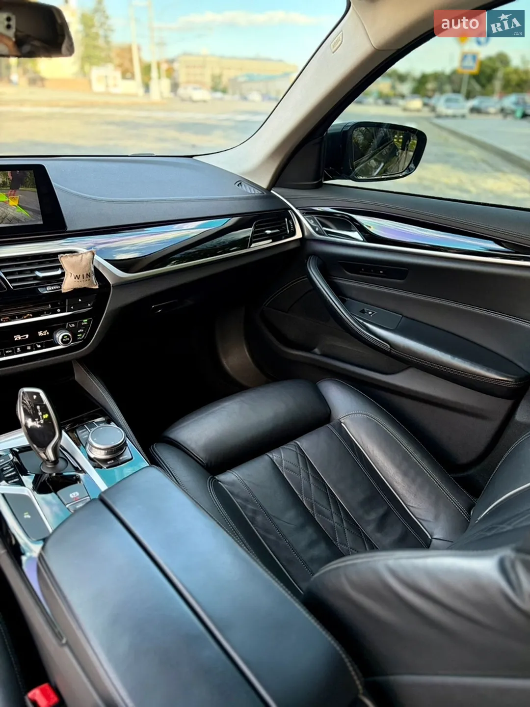 2017 BMW 5er - мініатюра 22