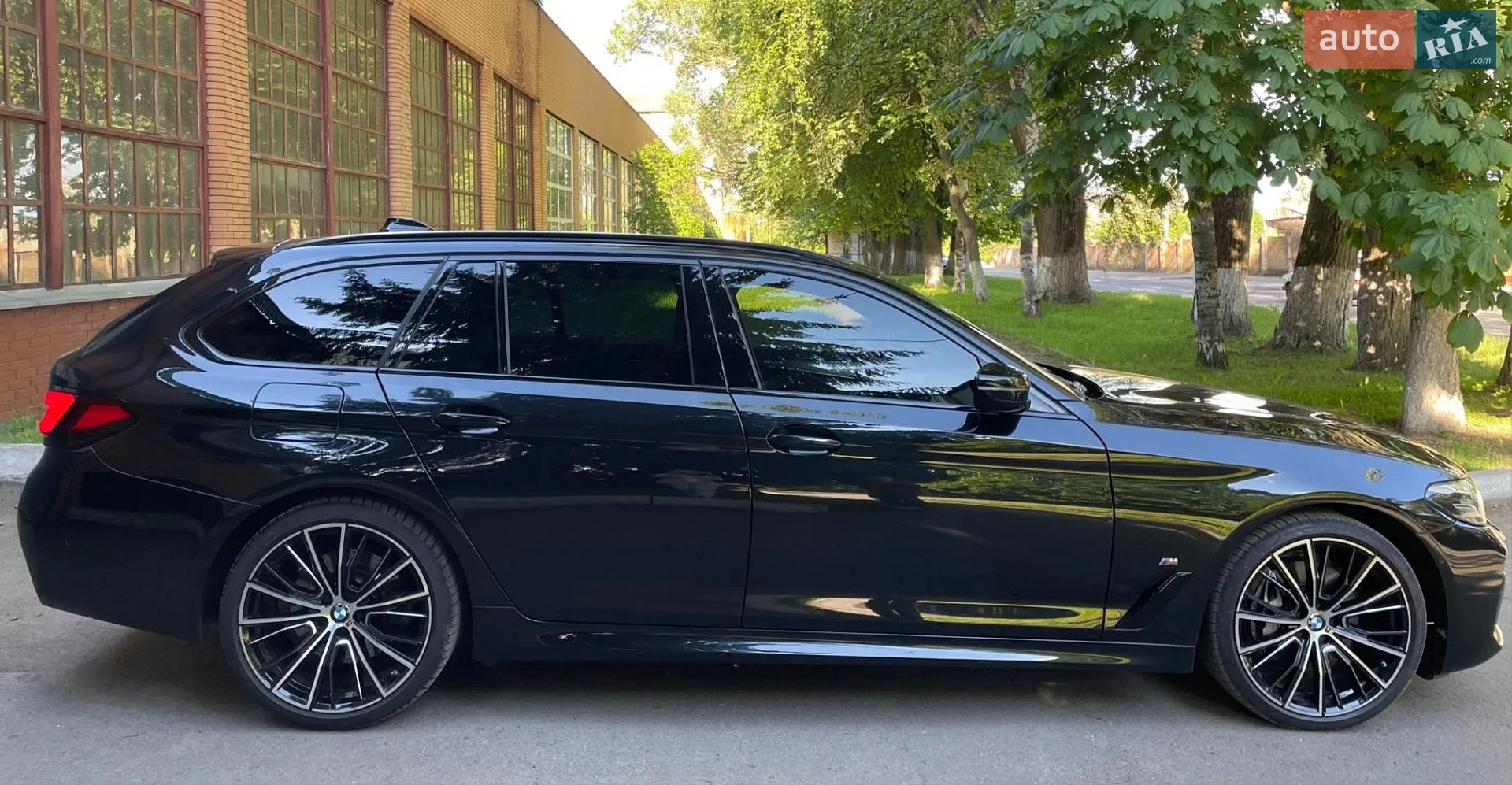 2023 BMW 5er - мініатюра 5