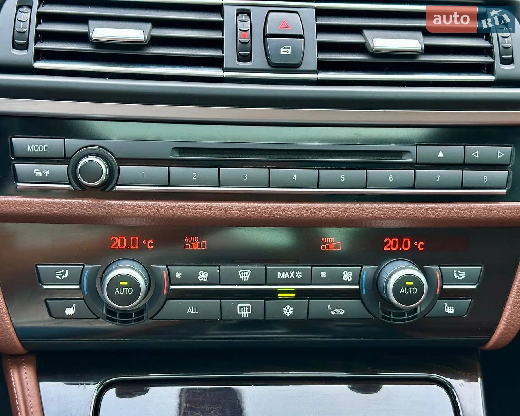 2011 BMW 5er - мініатюра 35