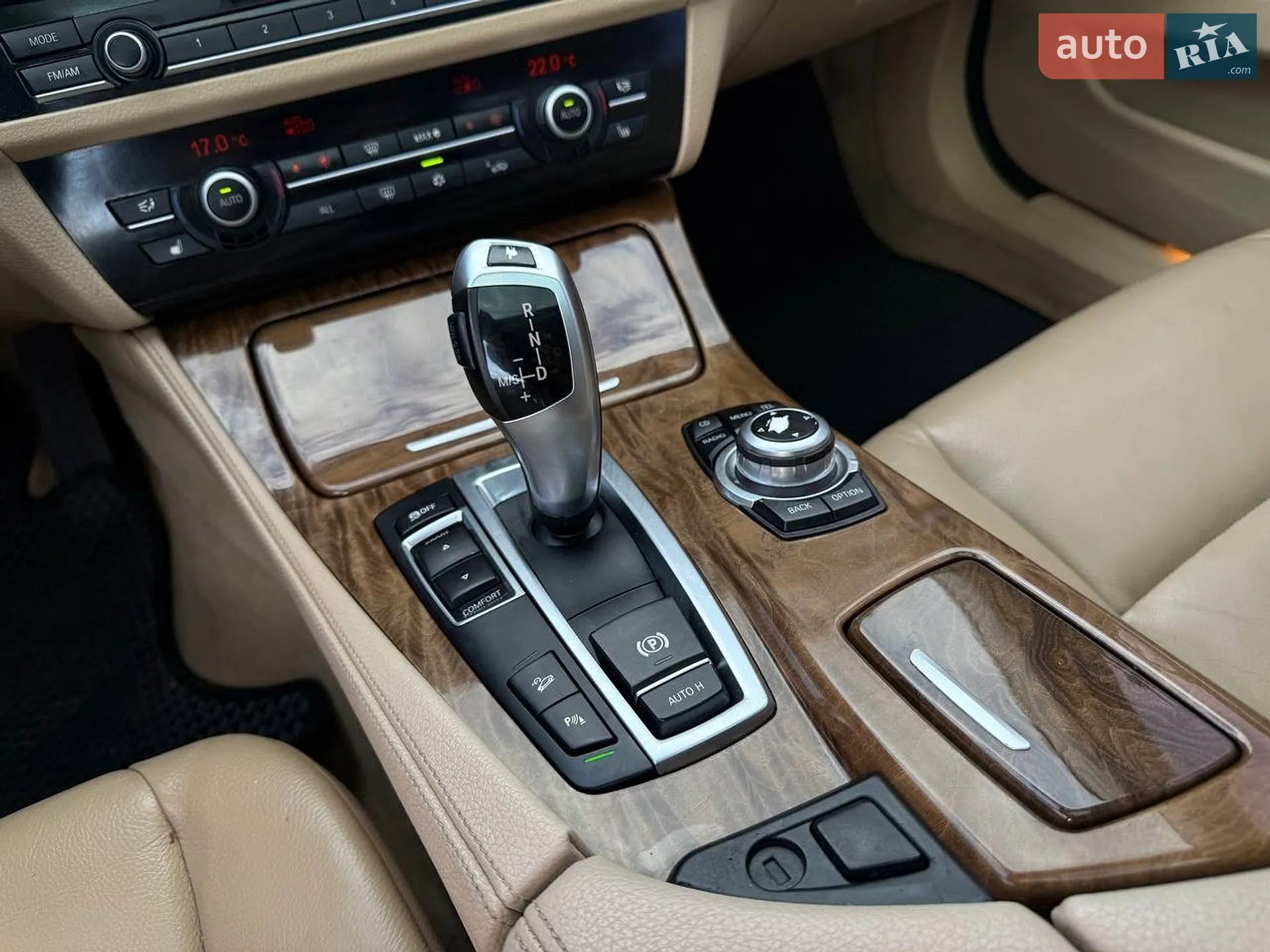 2011 BMW 5er - мініатюра 18