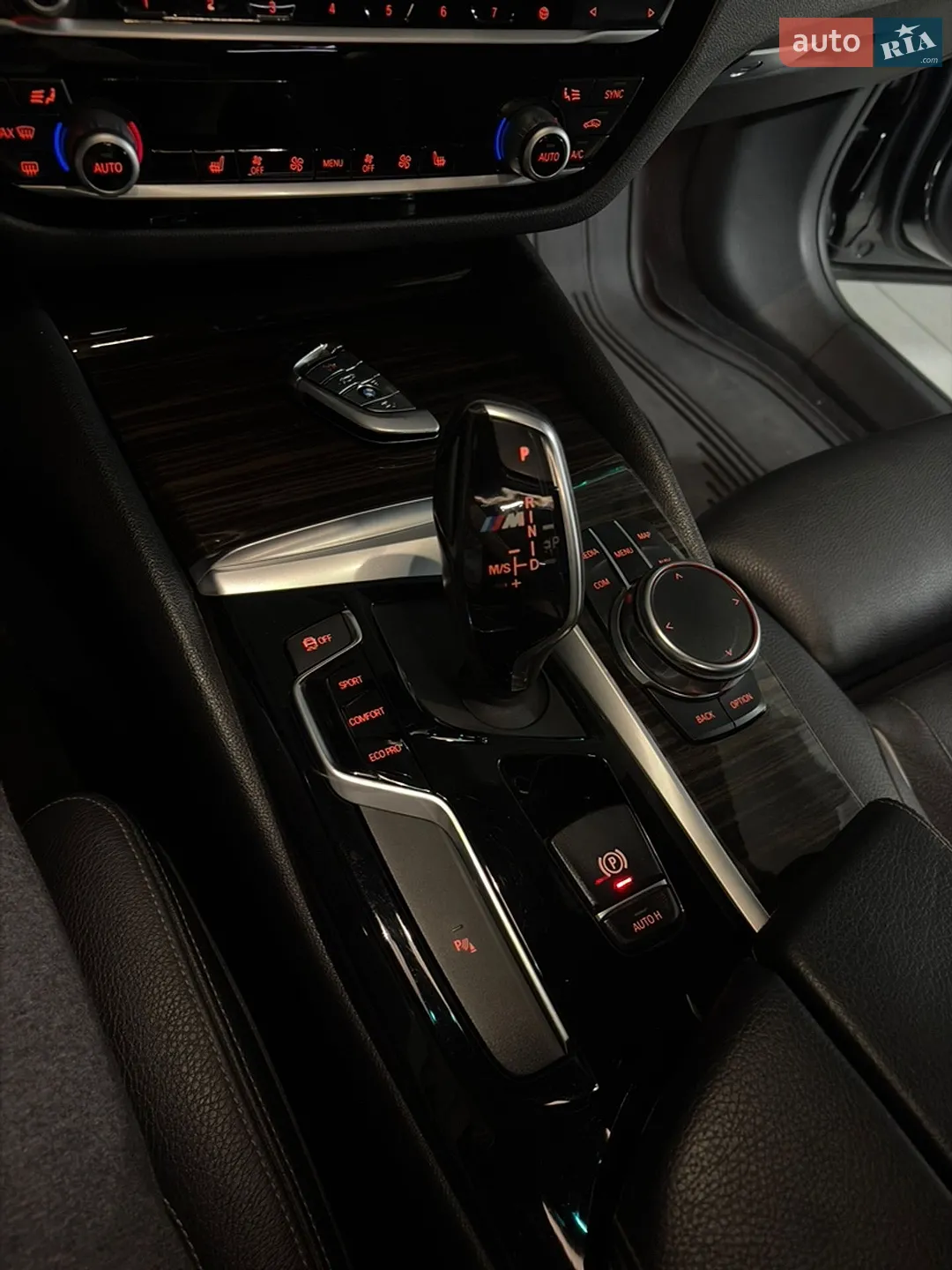2017 BMW 5er - мініатюра 33