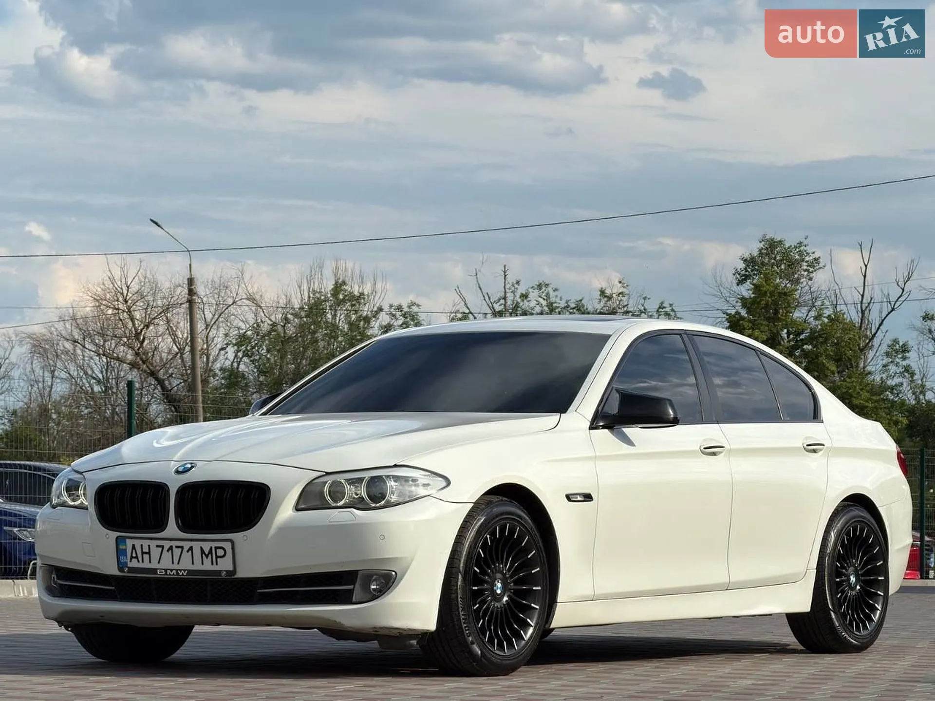 2013 BMW 5er - мініатюра 3