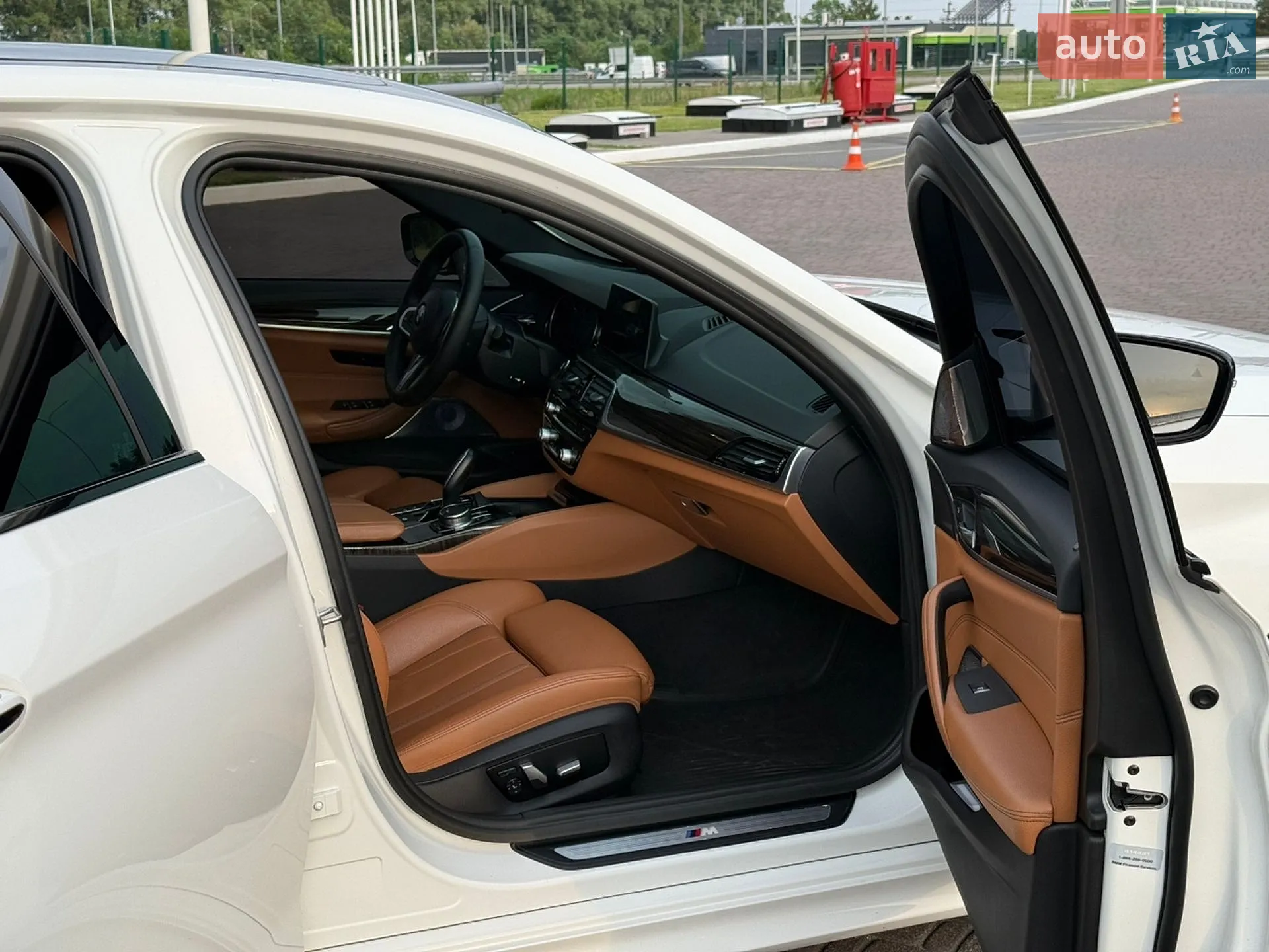 2017 BMW 5er - мініатюра 18