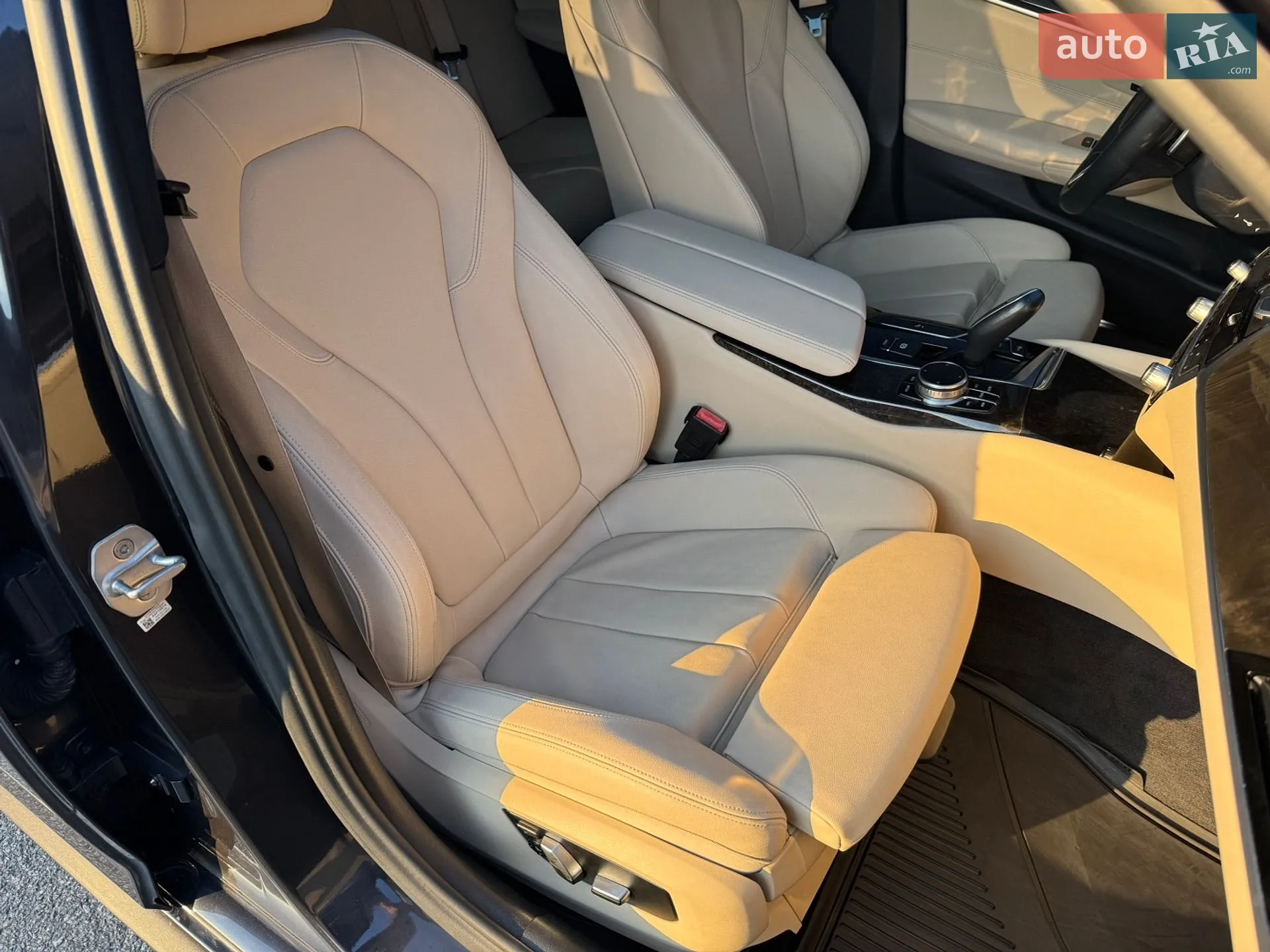 2017 BMW 5er - мініатюра 11