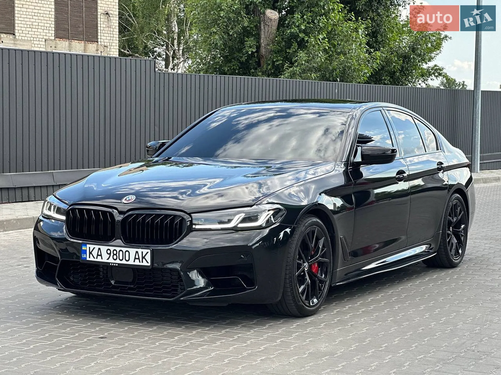 2022 BMW 5er - фото 1
