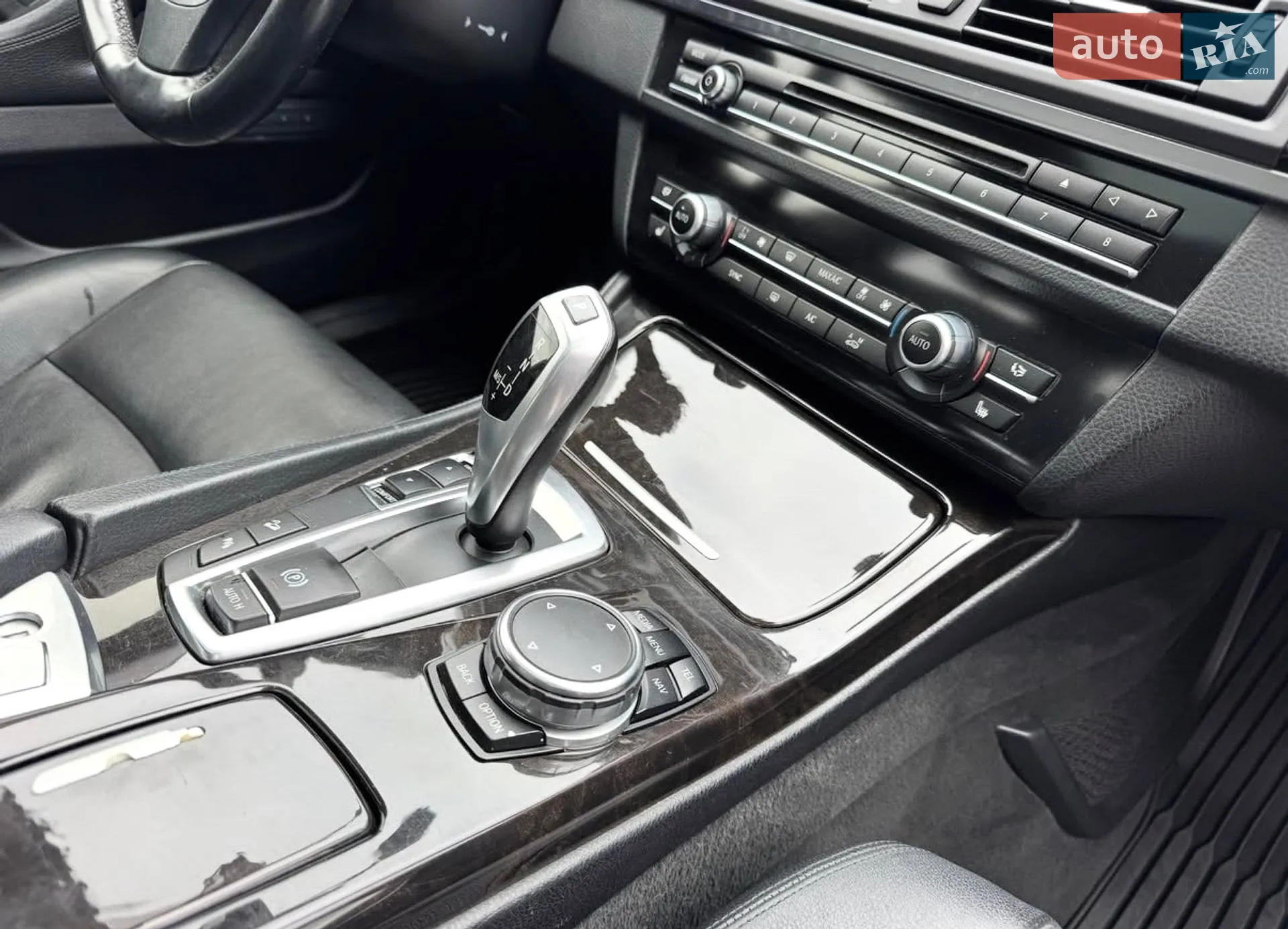 2015 BMW 5er - мініатюра 8