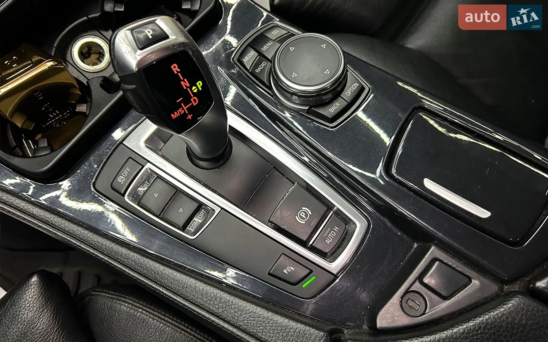 2012 BMW 5er - мініатюра 24