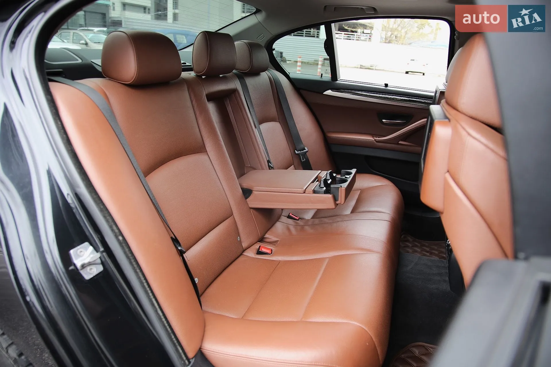 2011 BMW 5er - мініатюра 10