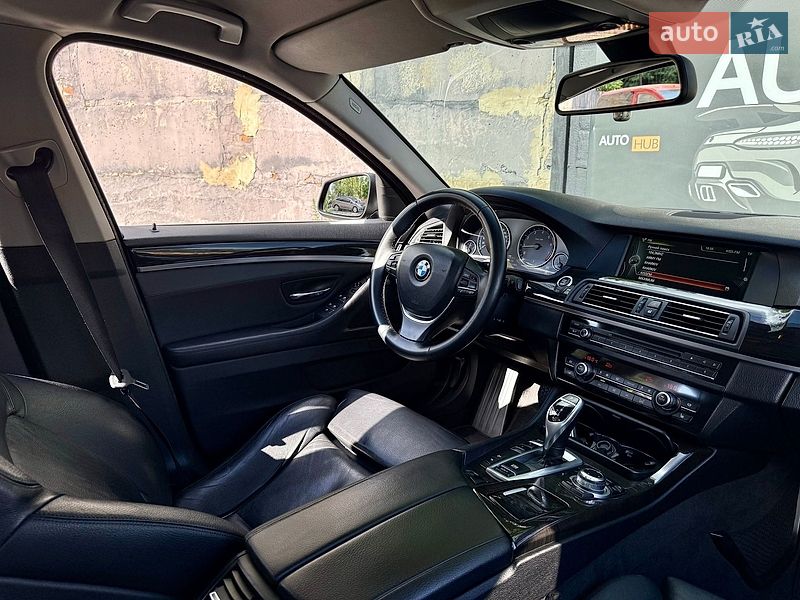 Седан BMW 5 Series 2012 в Харькове