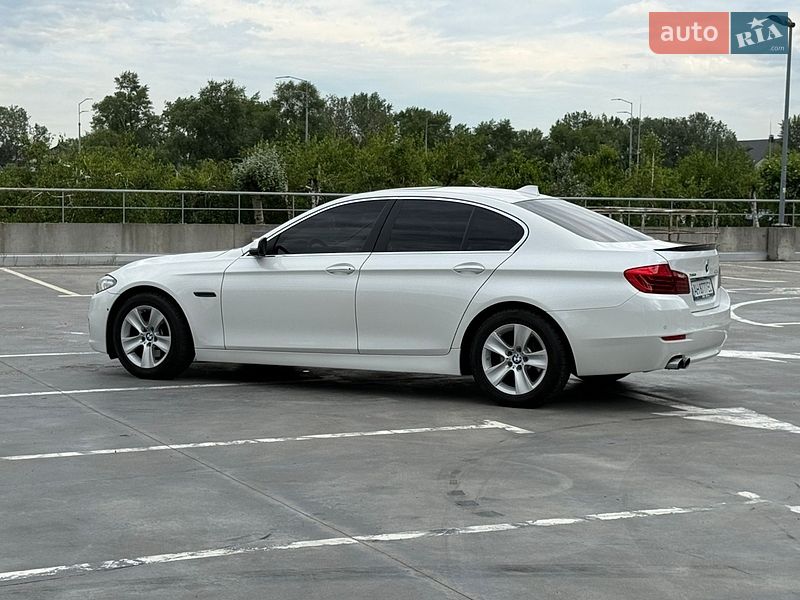 Седан BMW 5 Series 2015 в Киеве