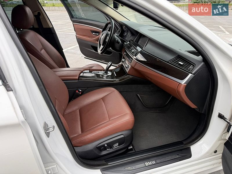 Седан BMW 5 Series 2015 в Киеве фото 44 Седан BMW 5 Series 2015 в Киеве
