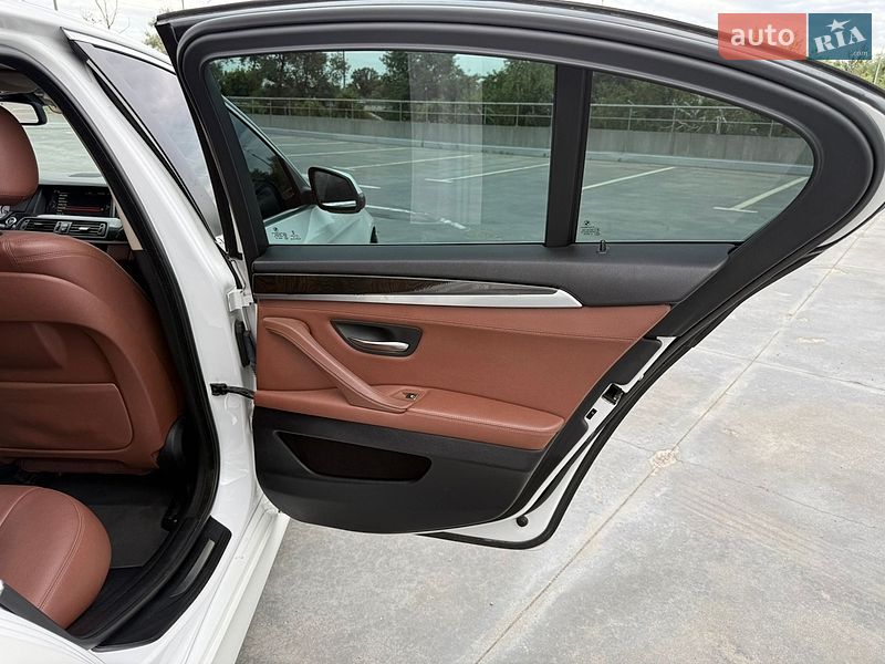 Седан BMW 5 Series 2015 в Киеве фото 40 Седан BMW 5 Series 2015 в Киеве