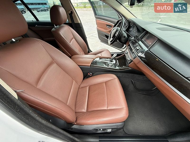 Седан BMW 5 Series 2015 в Киеве фото 46 Седан BMW 5 Series 2015 в Киеве
