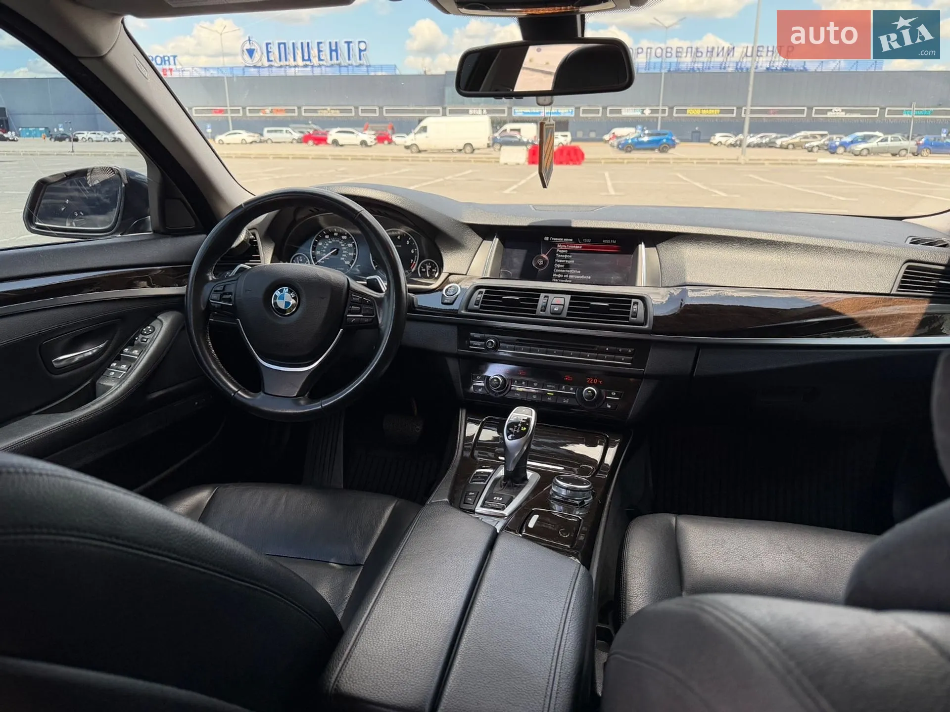2016 BMW 5er - мініатюра 16