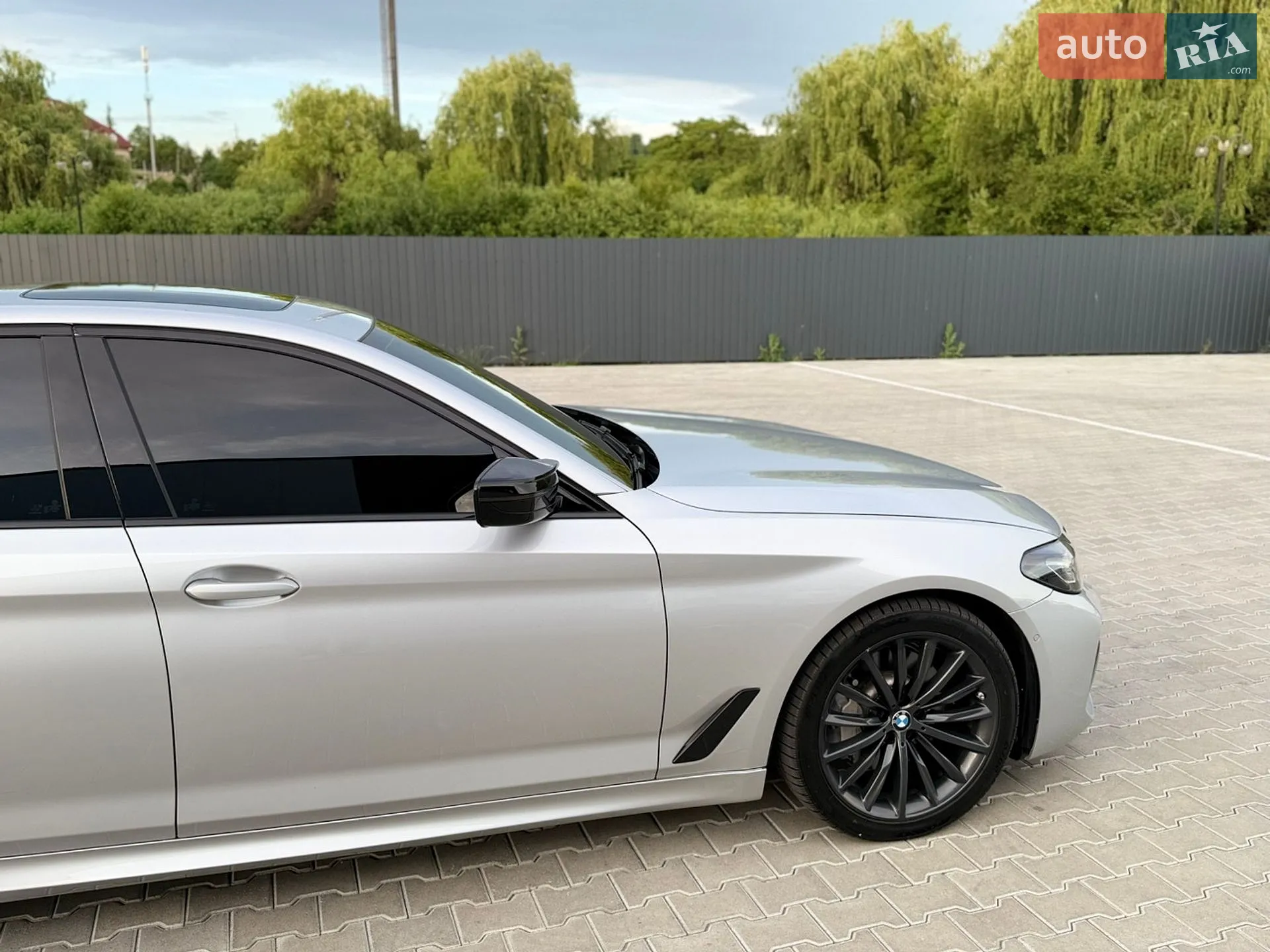 2019 BMW 5er - мініатюра 3