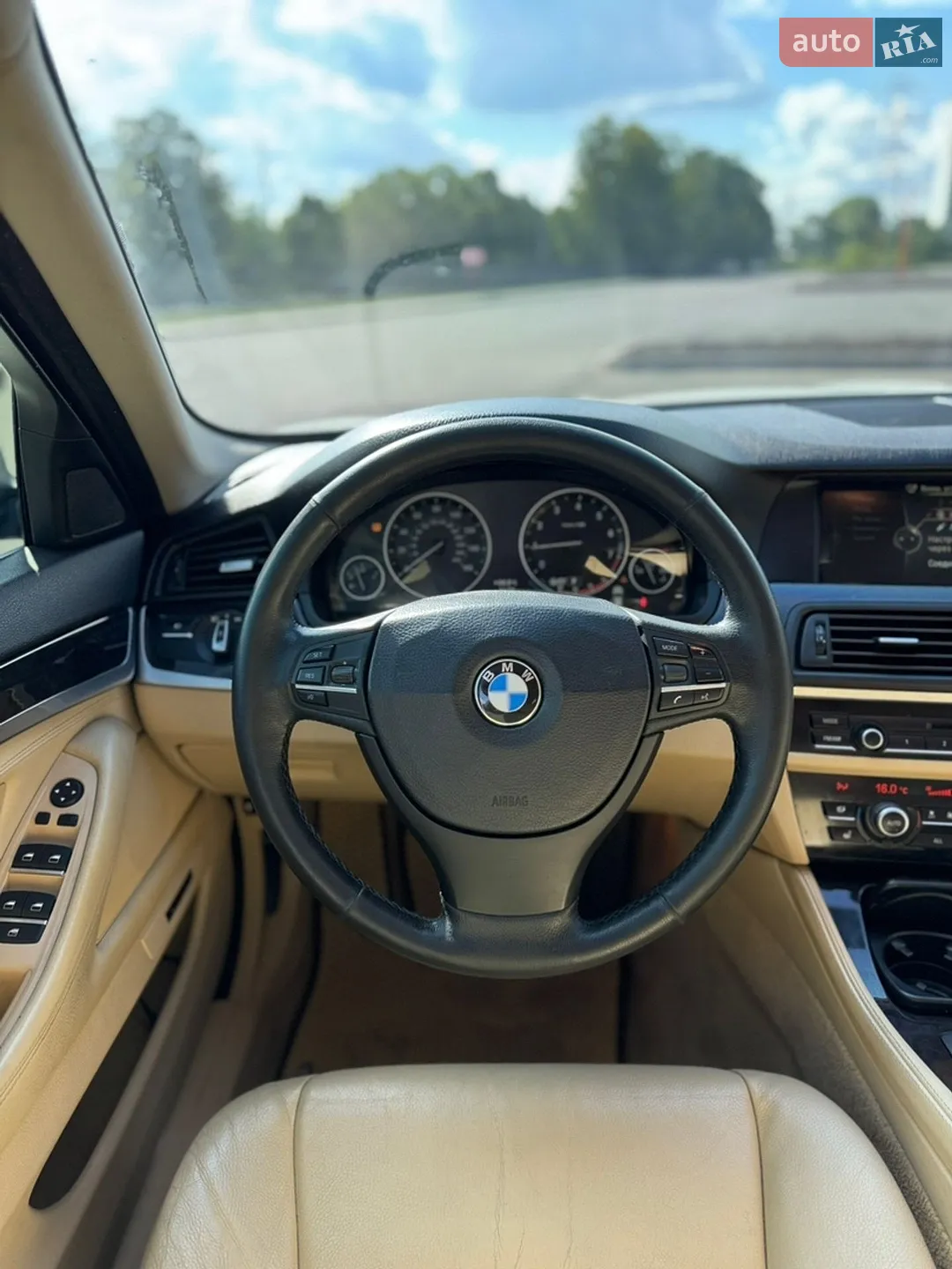 2012 BMW 5er - мініатюра 11