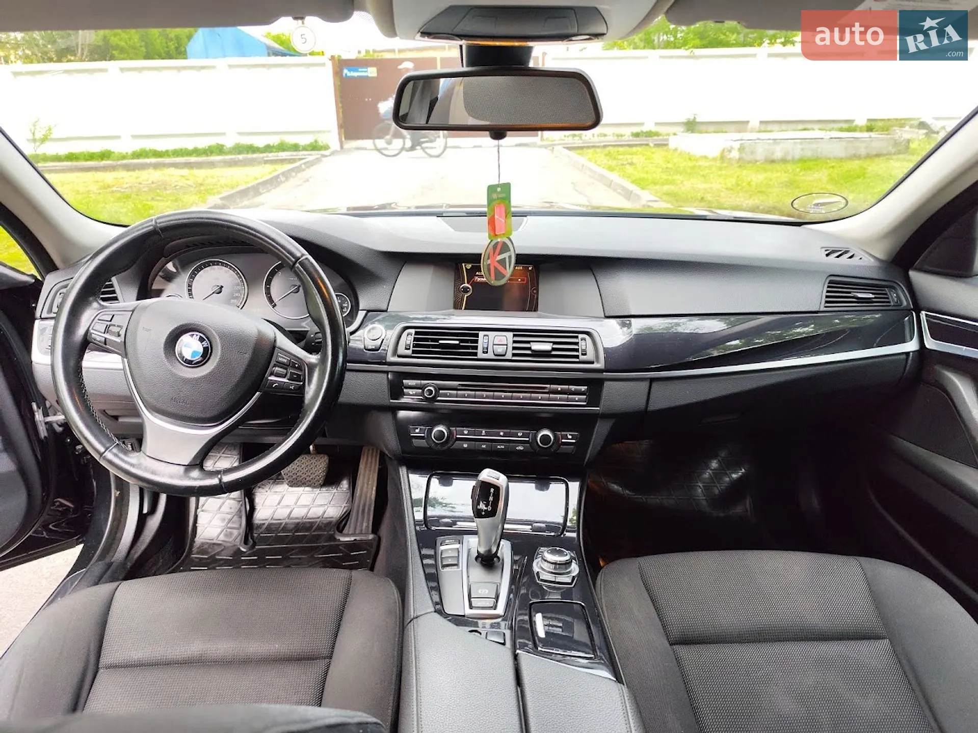 2012 BMW 5er - мініатюра 9