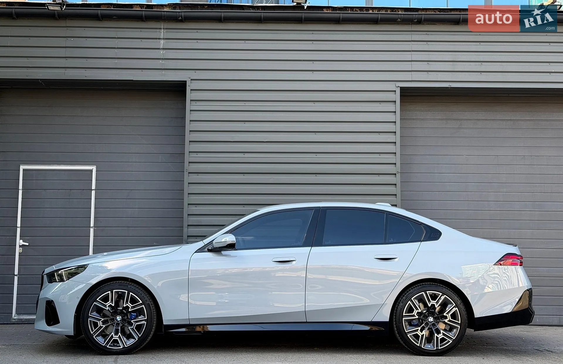 2025 BMW 5er - мініатюра 11