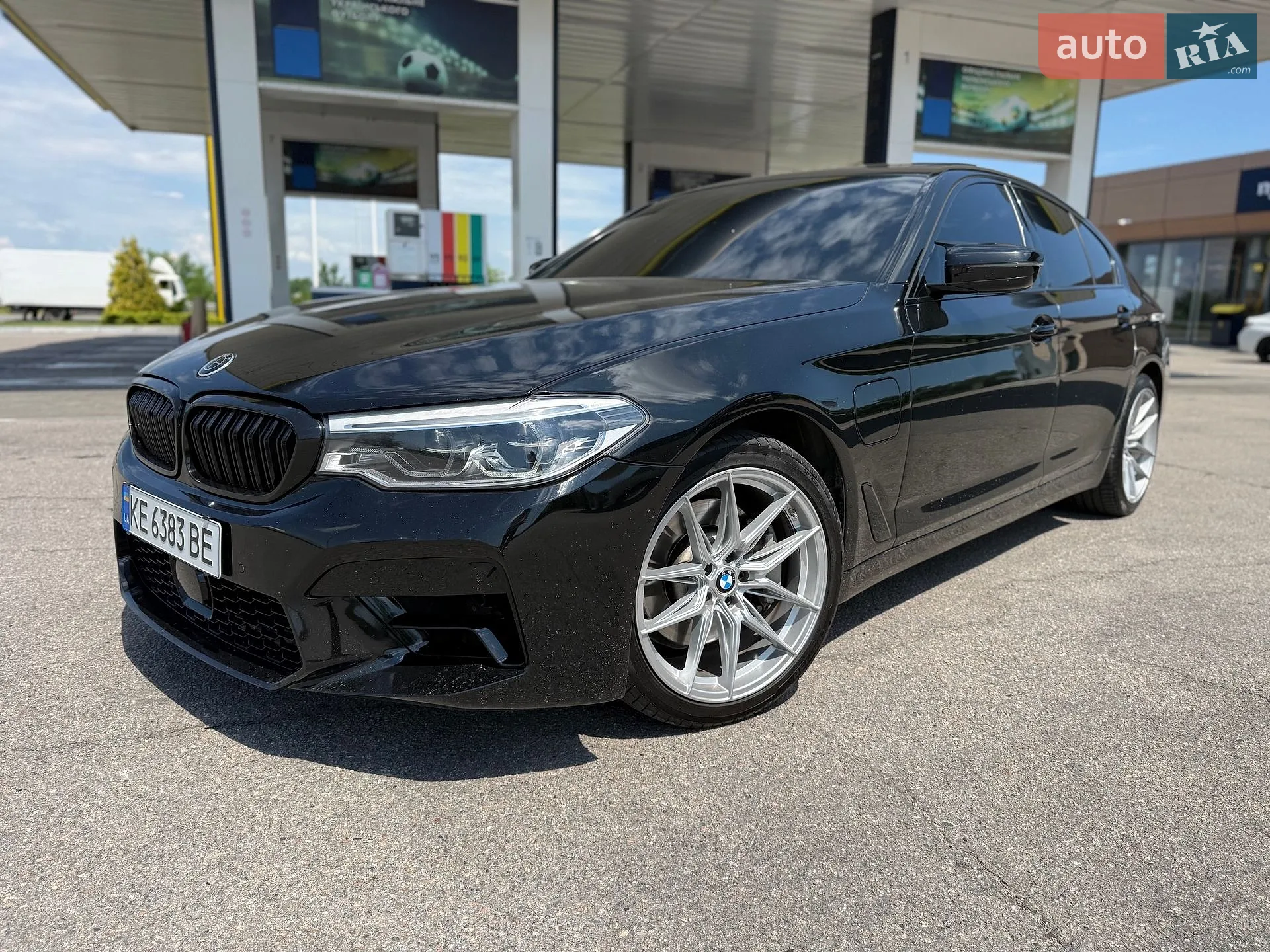 2017 BMW 5er - мініатюра 3