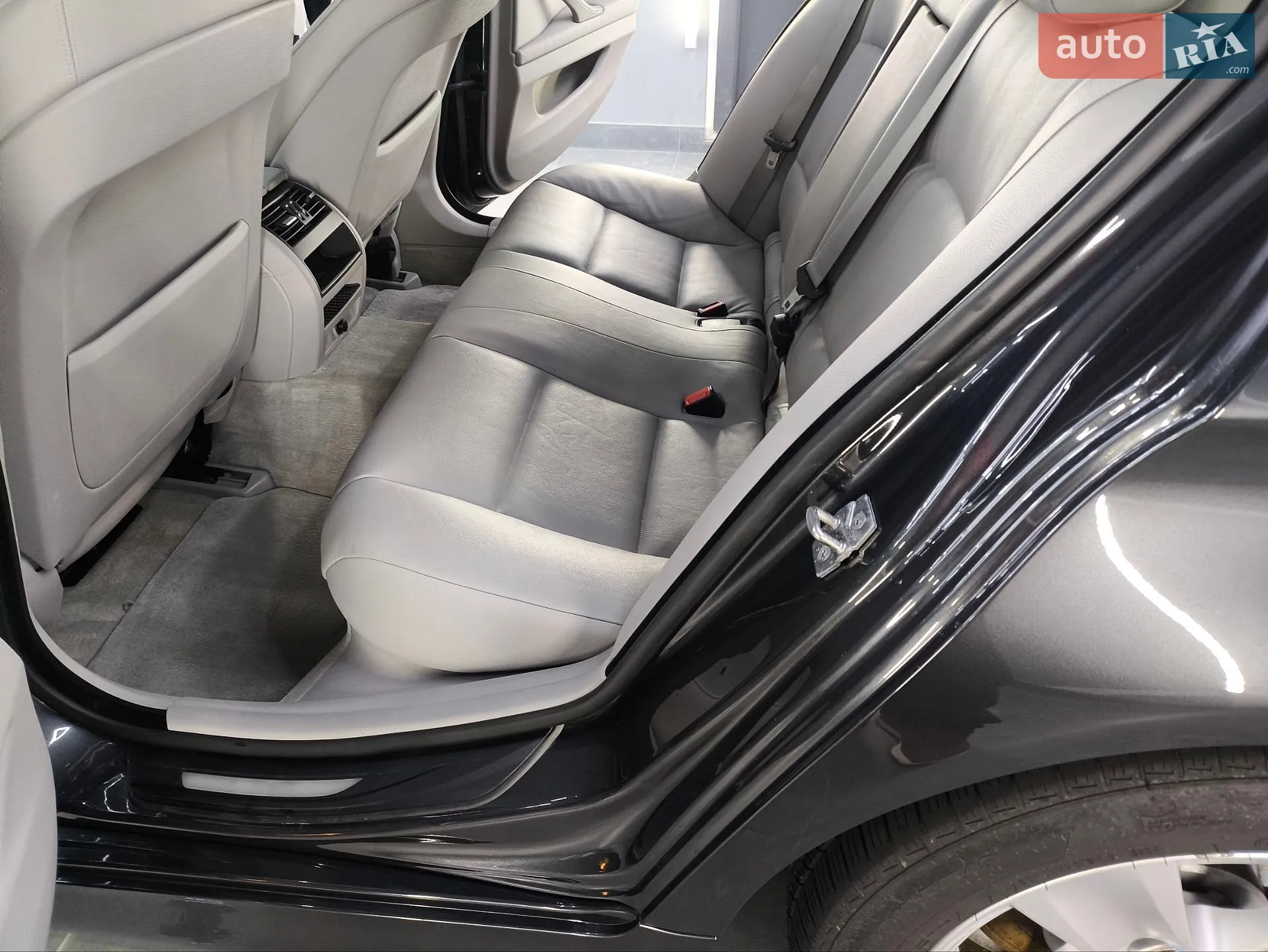 2011 BMW 5er - мініатюра 47