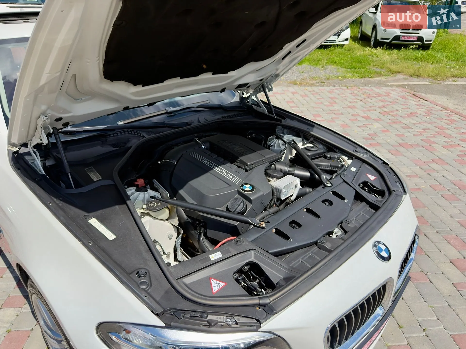 2014 BMW 5er - мініатюра 38