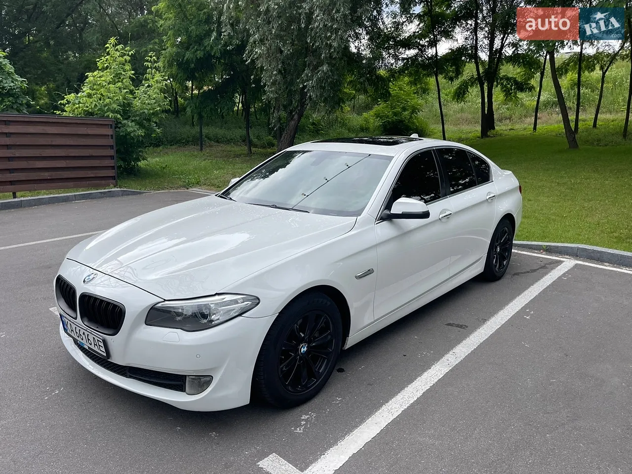 2013 BMW 5er - мініатюра 13