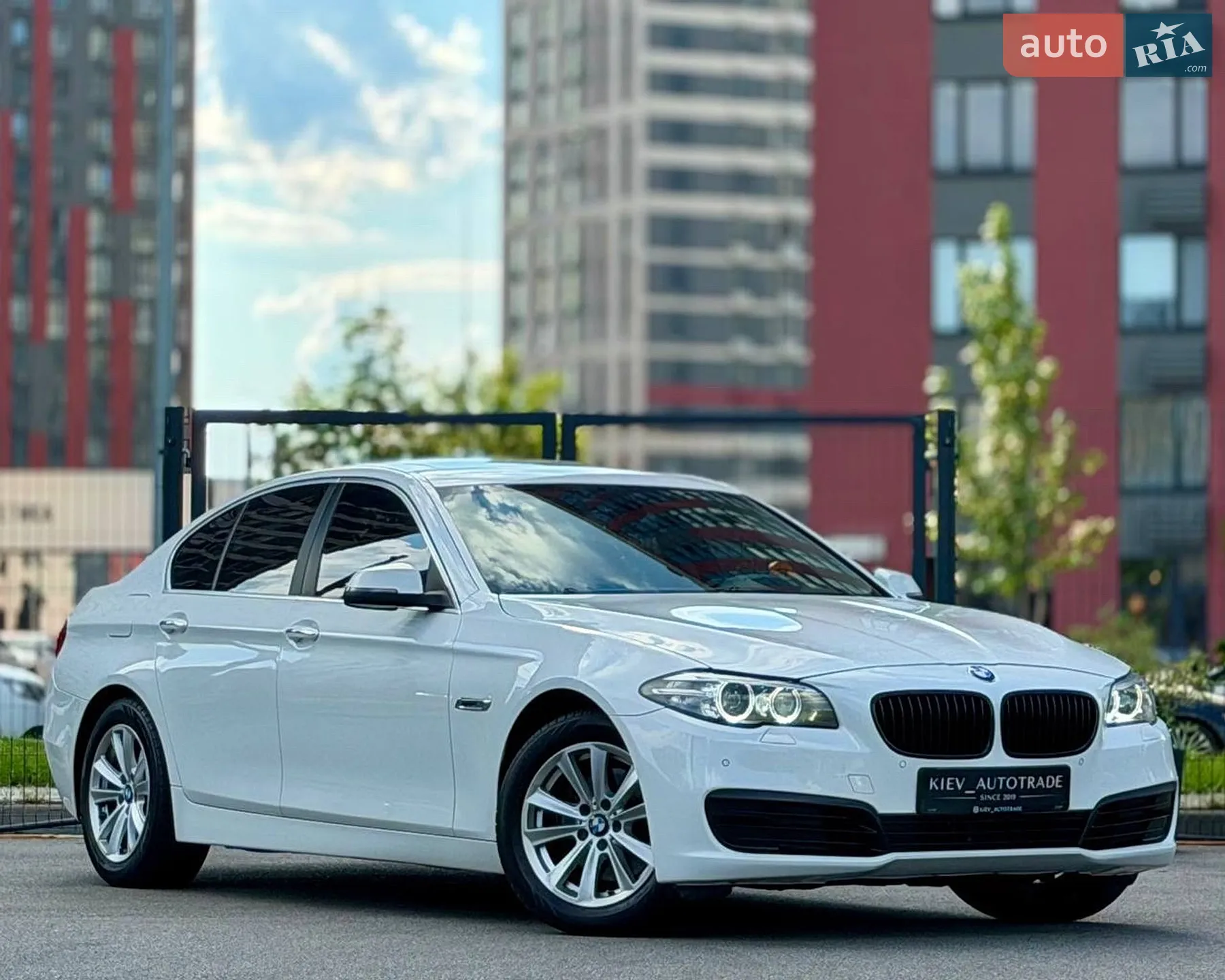 2016 BMW 5er - фото 1