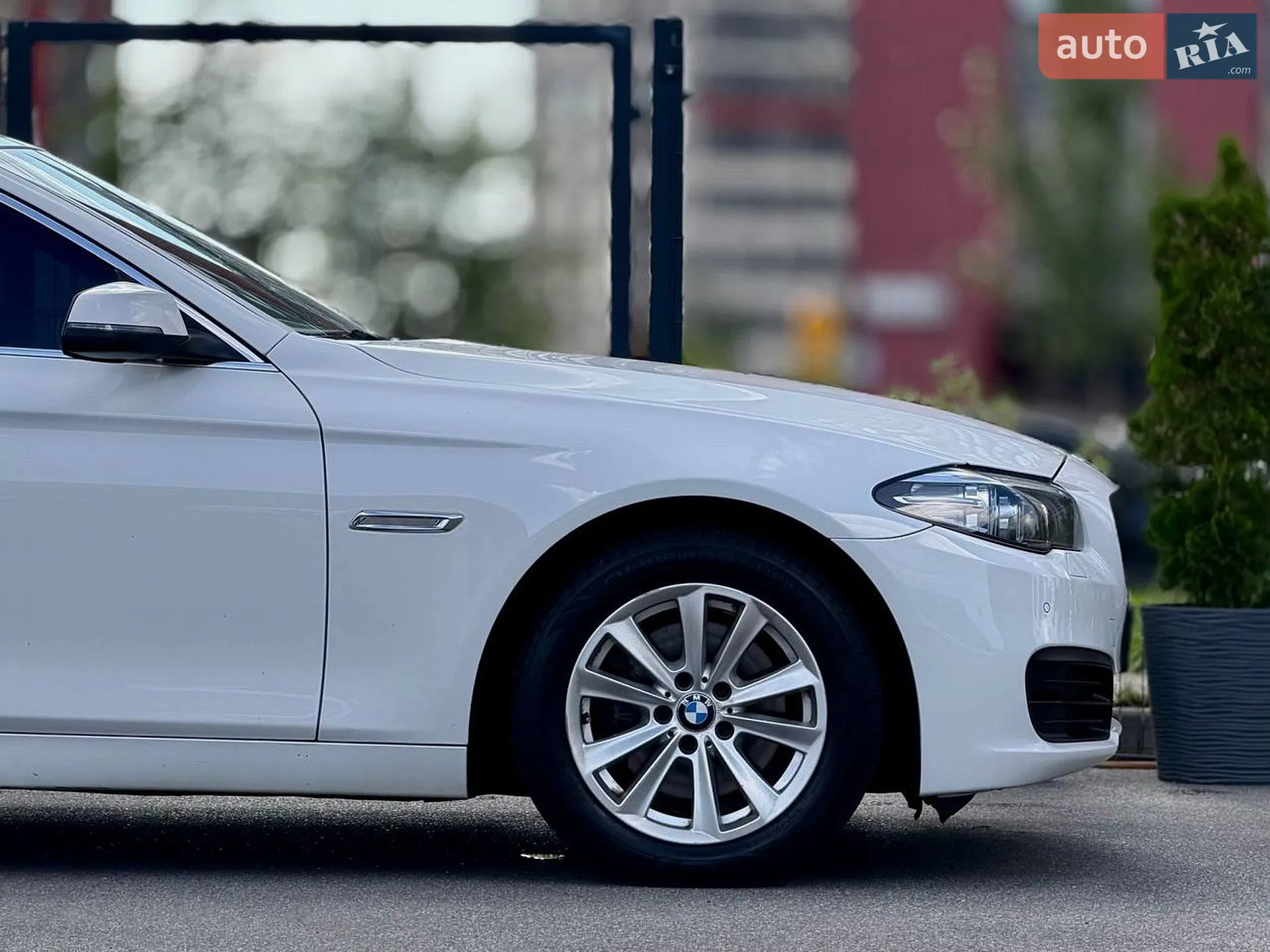 2016 BMW 5er - мініатюра 9