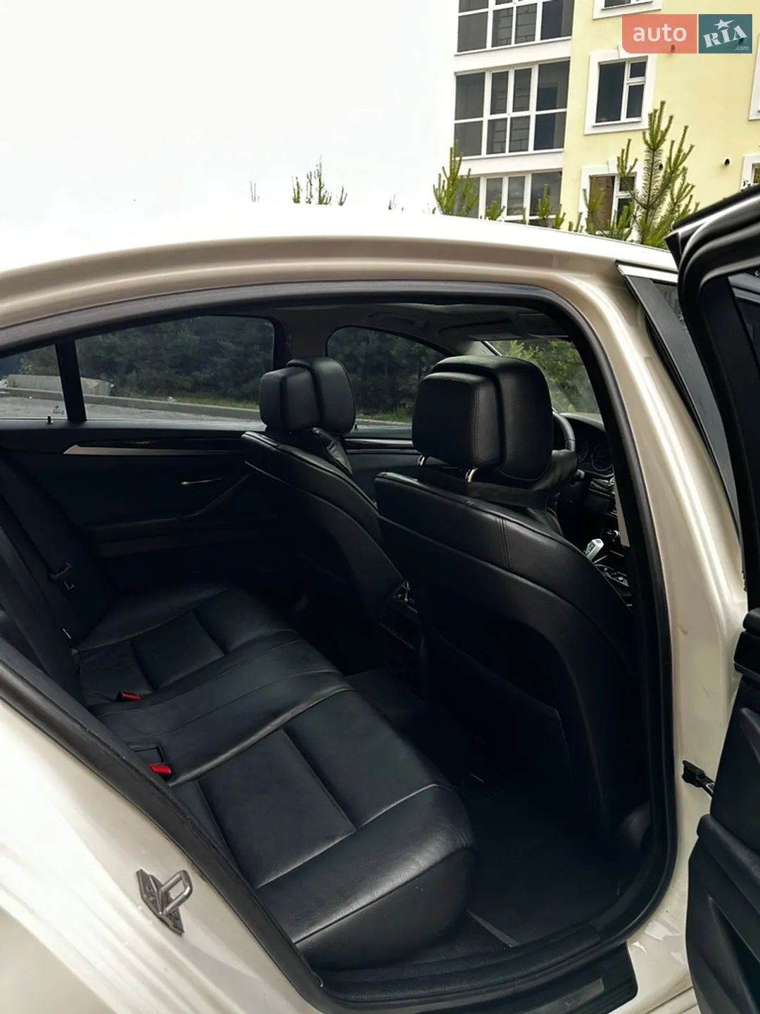 2013 BMW 5er - мініатюра 9