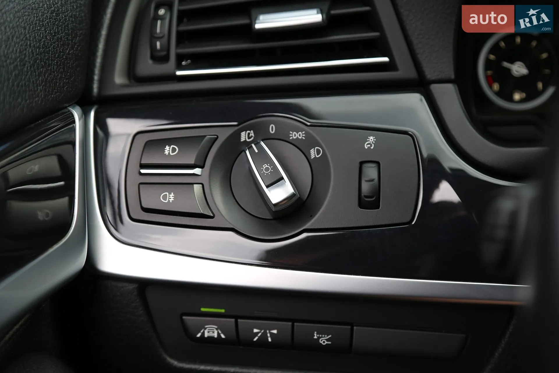 2016 BMW 5er - мініатюра 26