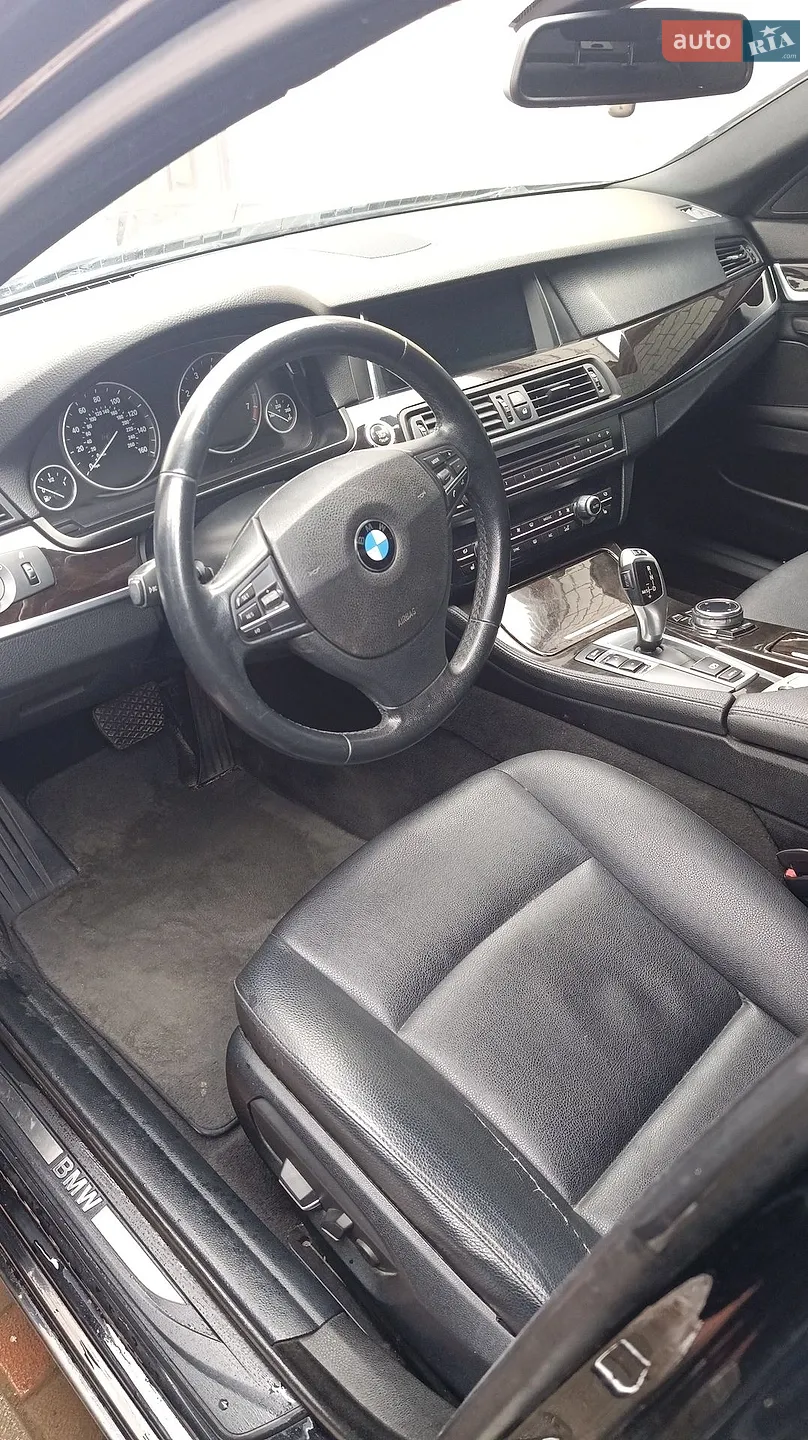 2013 BMW 5er - мініатюра 2