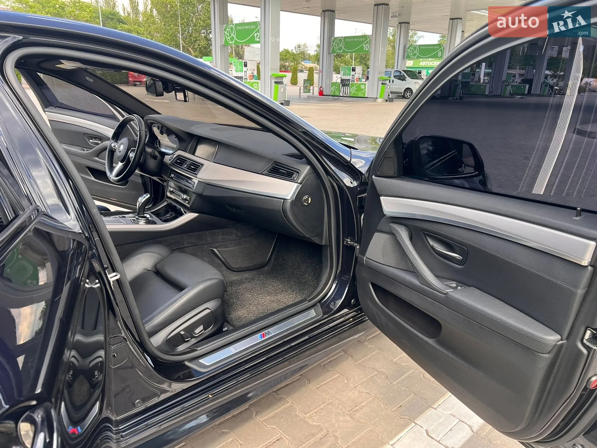 2013 BMW 5er - мініатюра 13