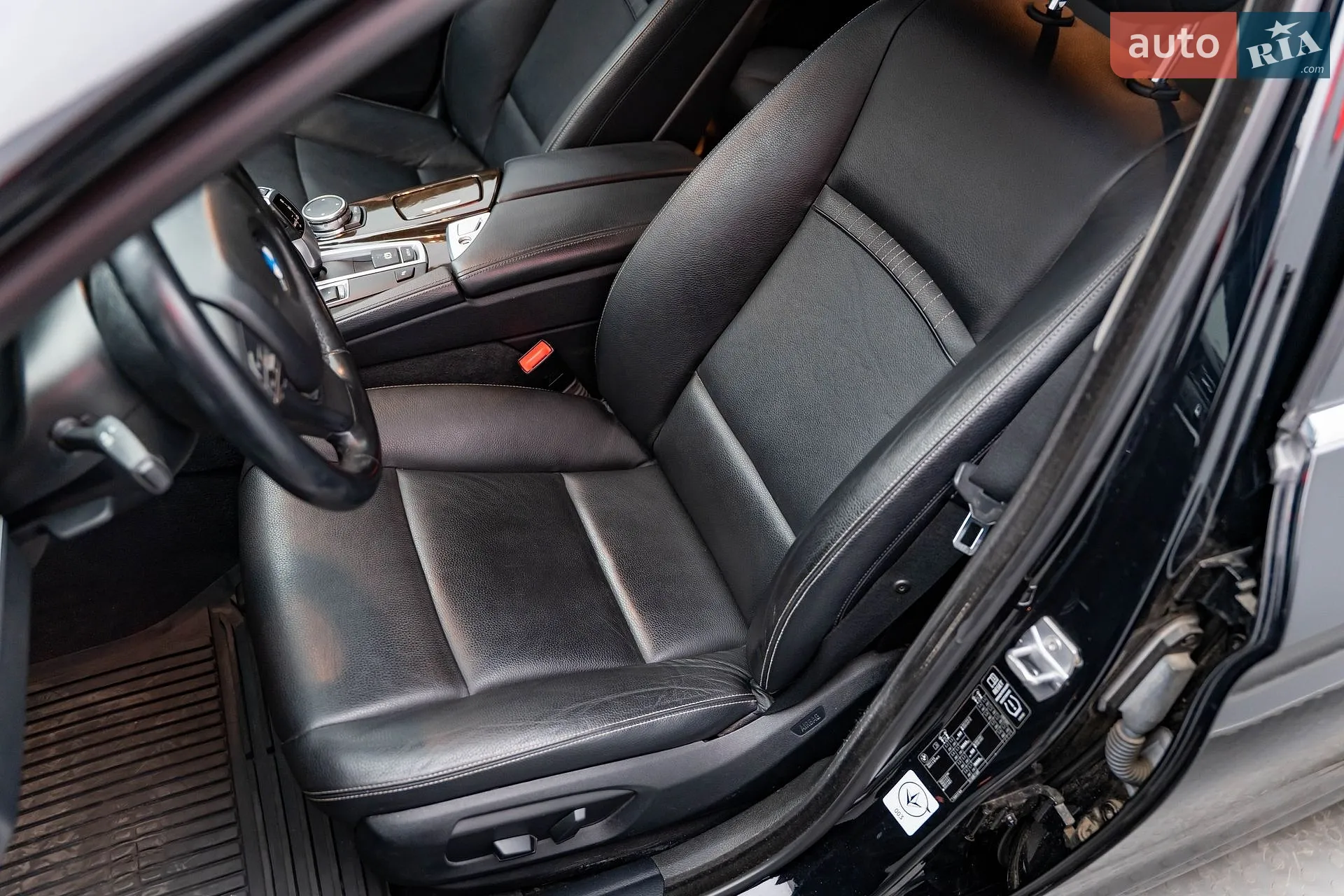 2013 BMW 5er - мініатюра 10
