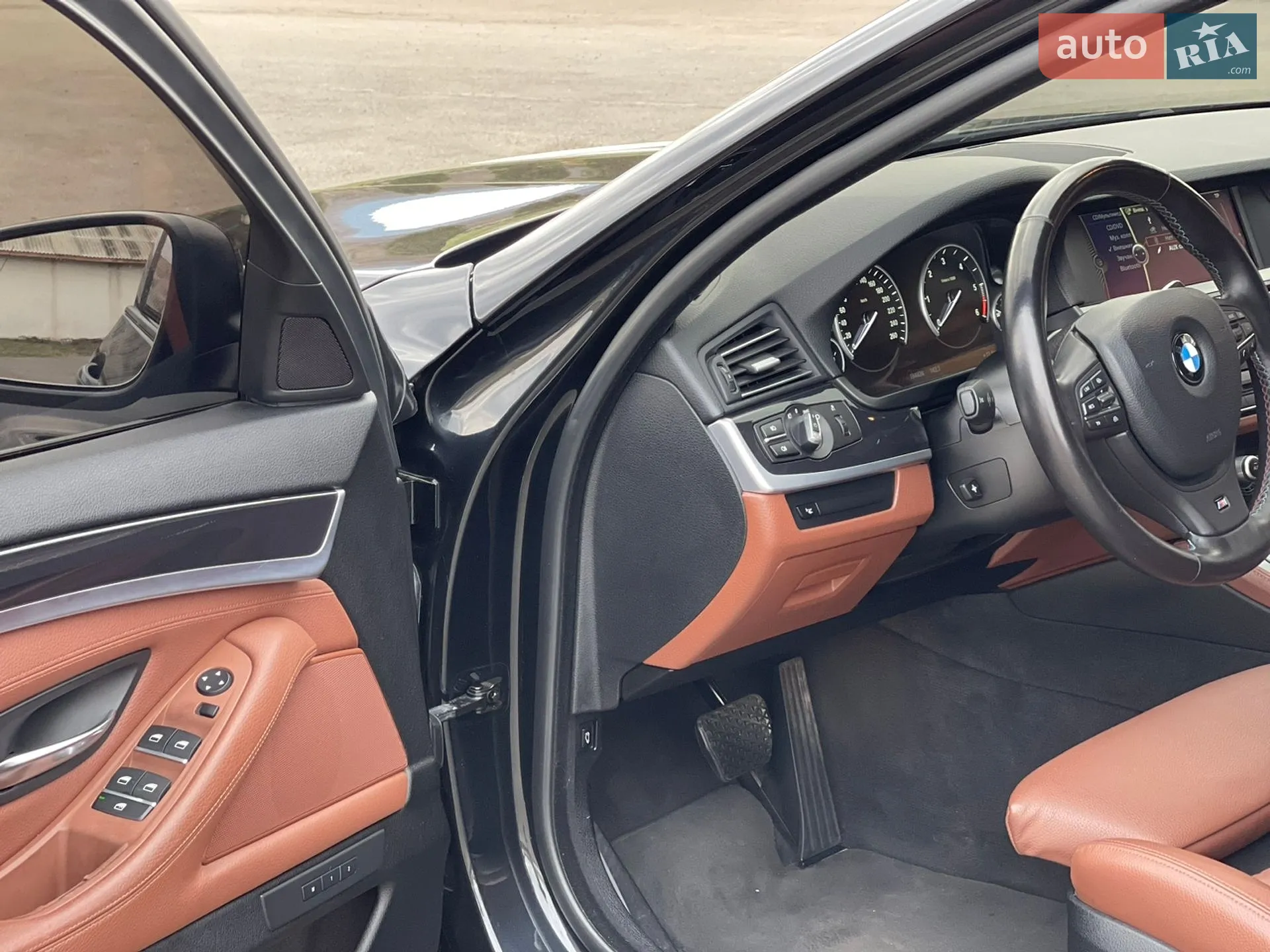 2012 BMW 5er - мініатюра 18