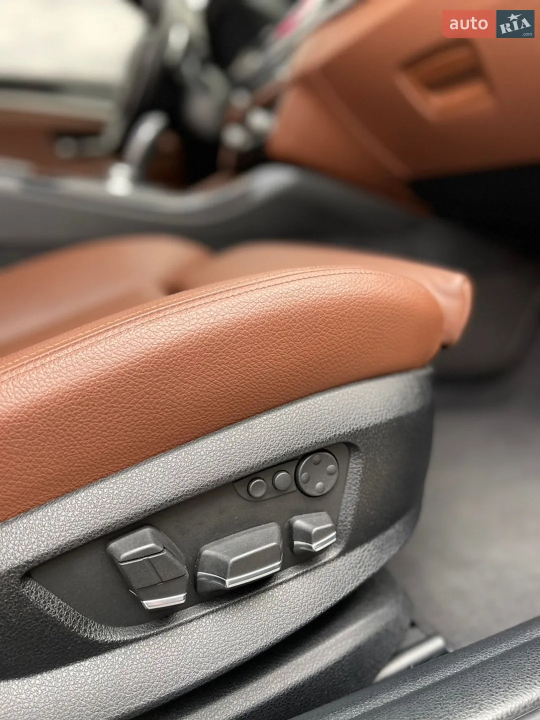 2012 BMW 5er - мініатюра 23