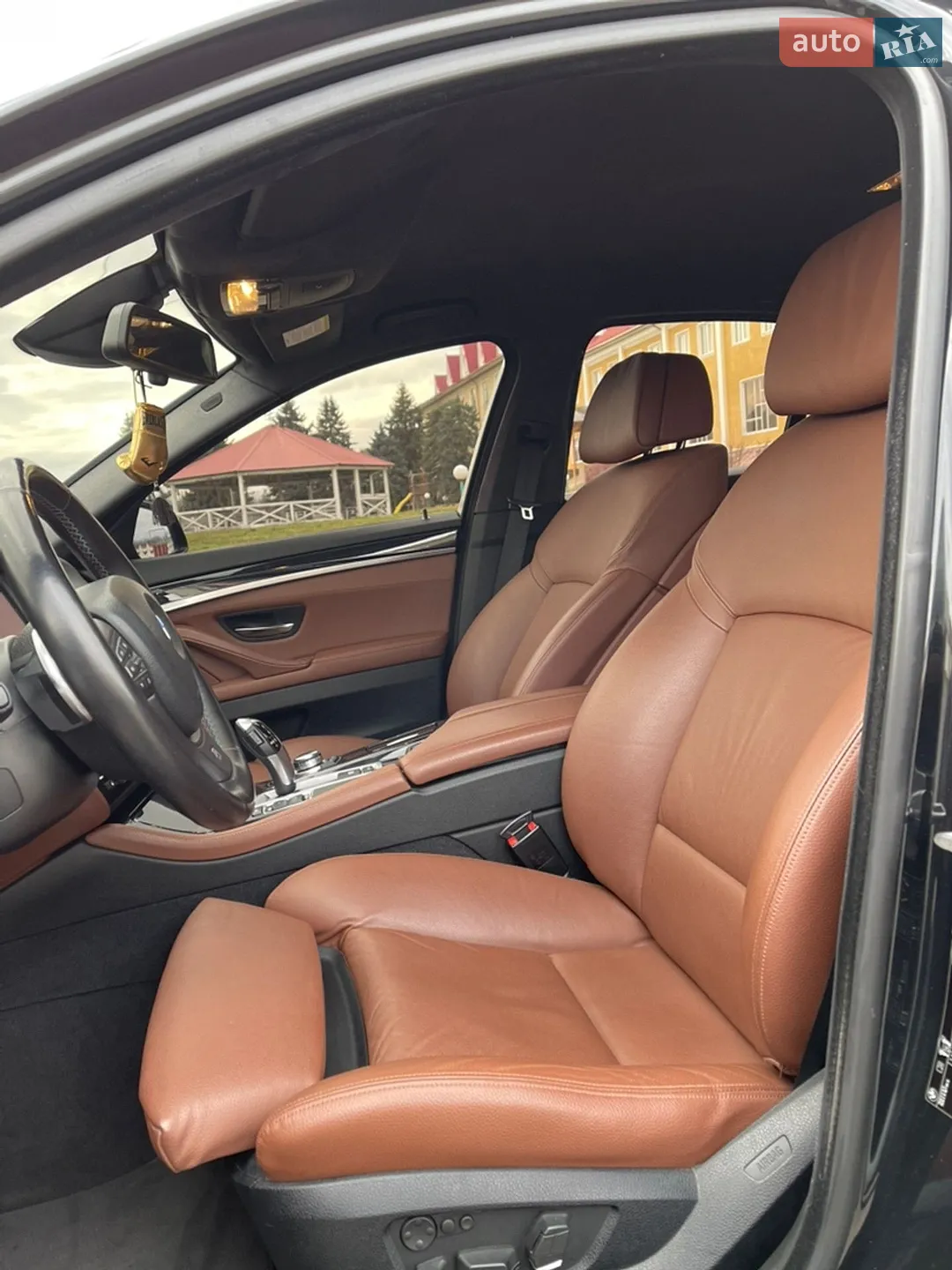 2012 BMW 5er - мініатюра 22