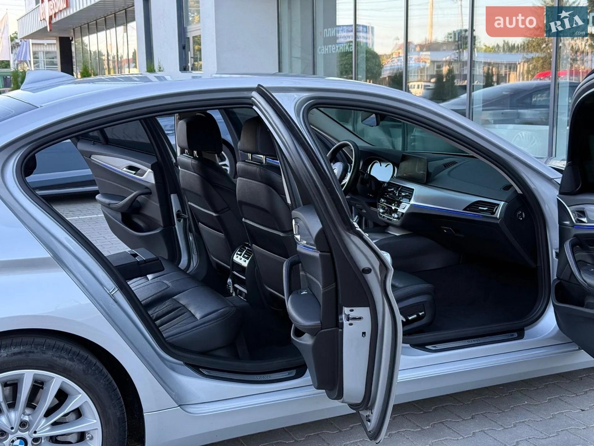 2017 BMW 5er - мініатюра 31