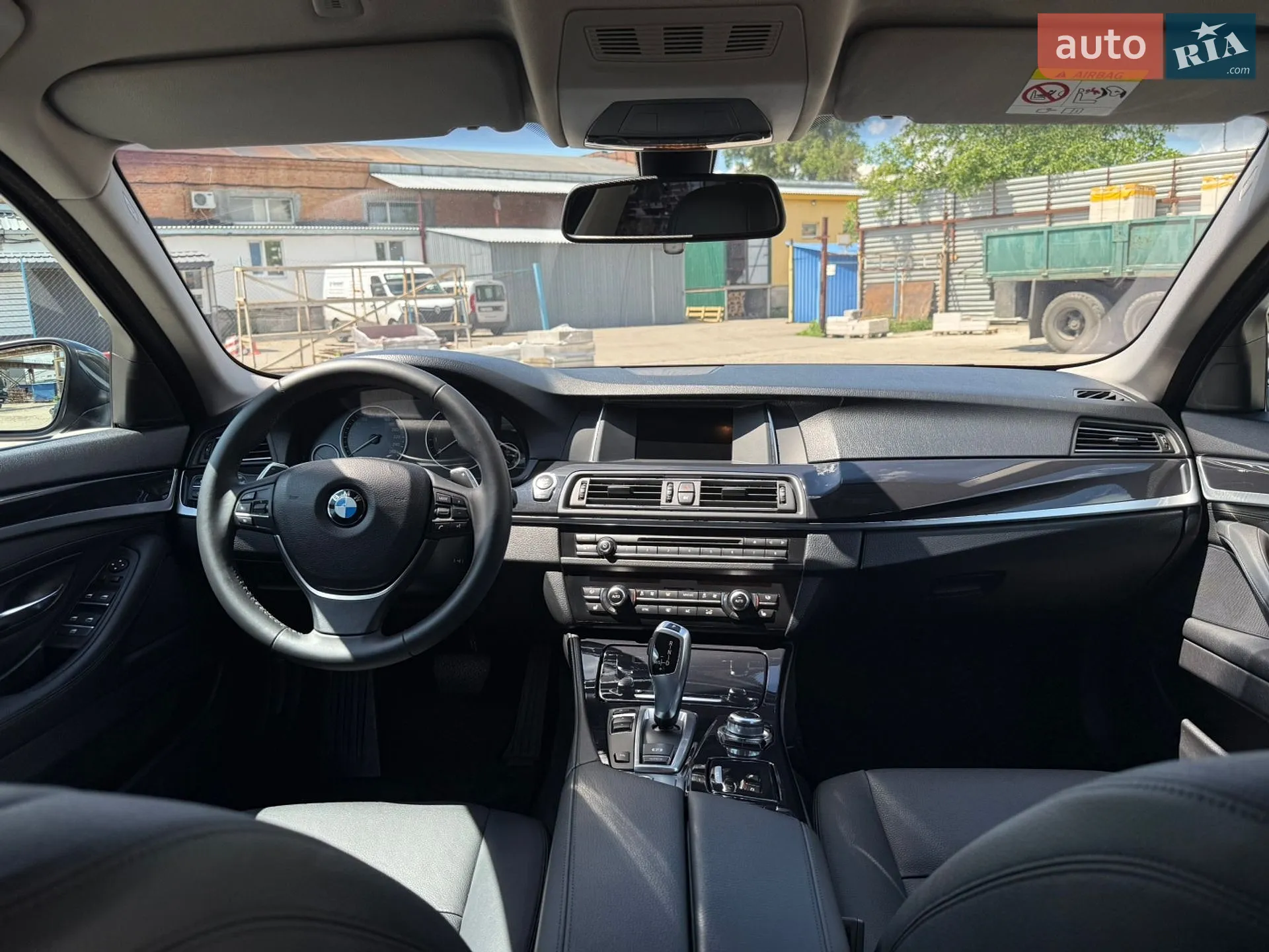 2016 BMW 5er - мініатюра 13