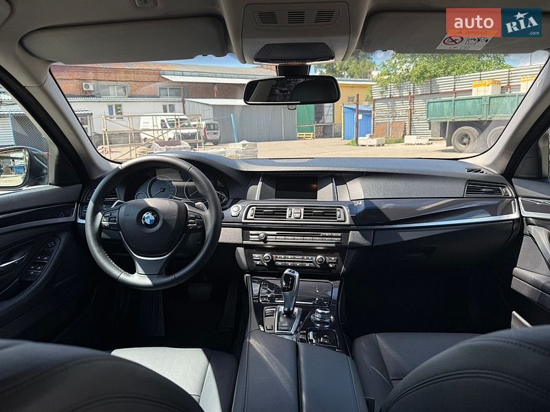 Седан BMW 5 Series 2016 в Полтаве