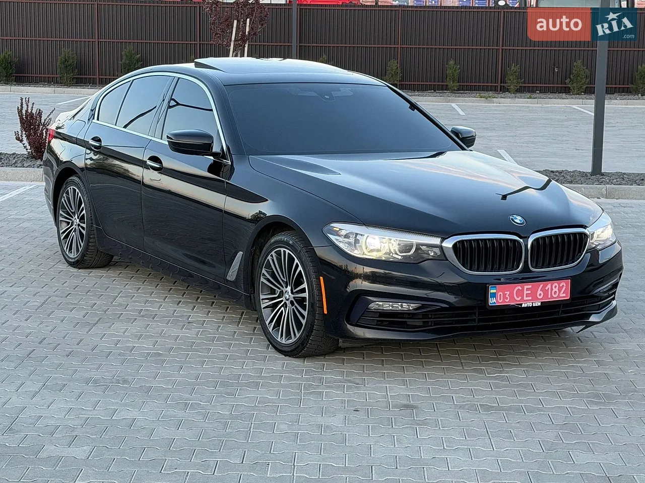2017 BMW 5er - мініатюра 18