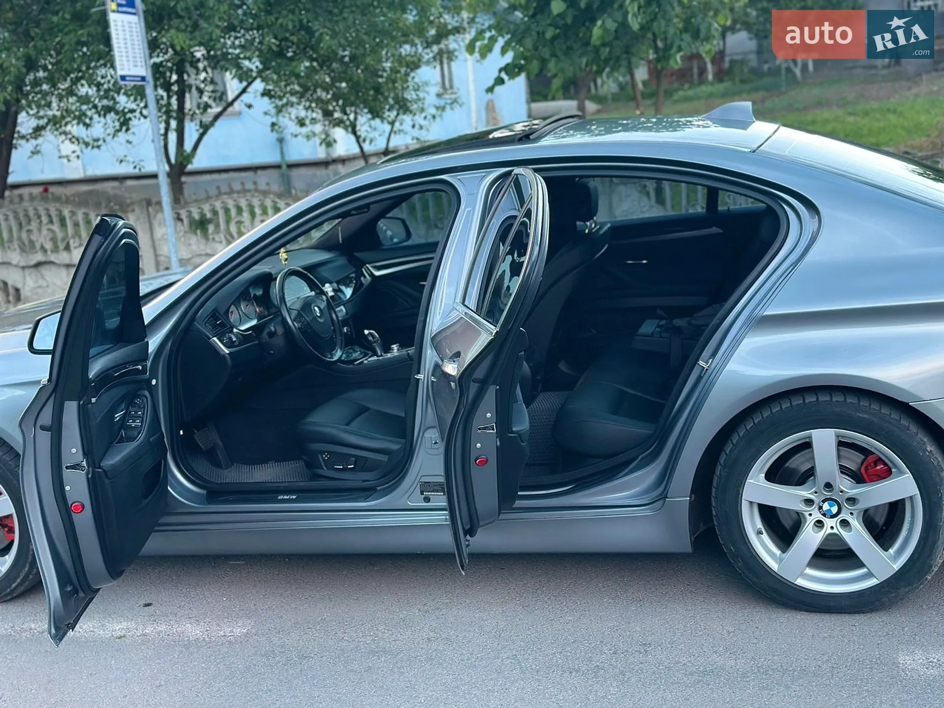 2010 BMW 5er - мініатюра 27