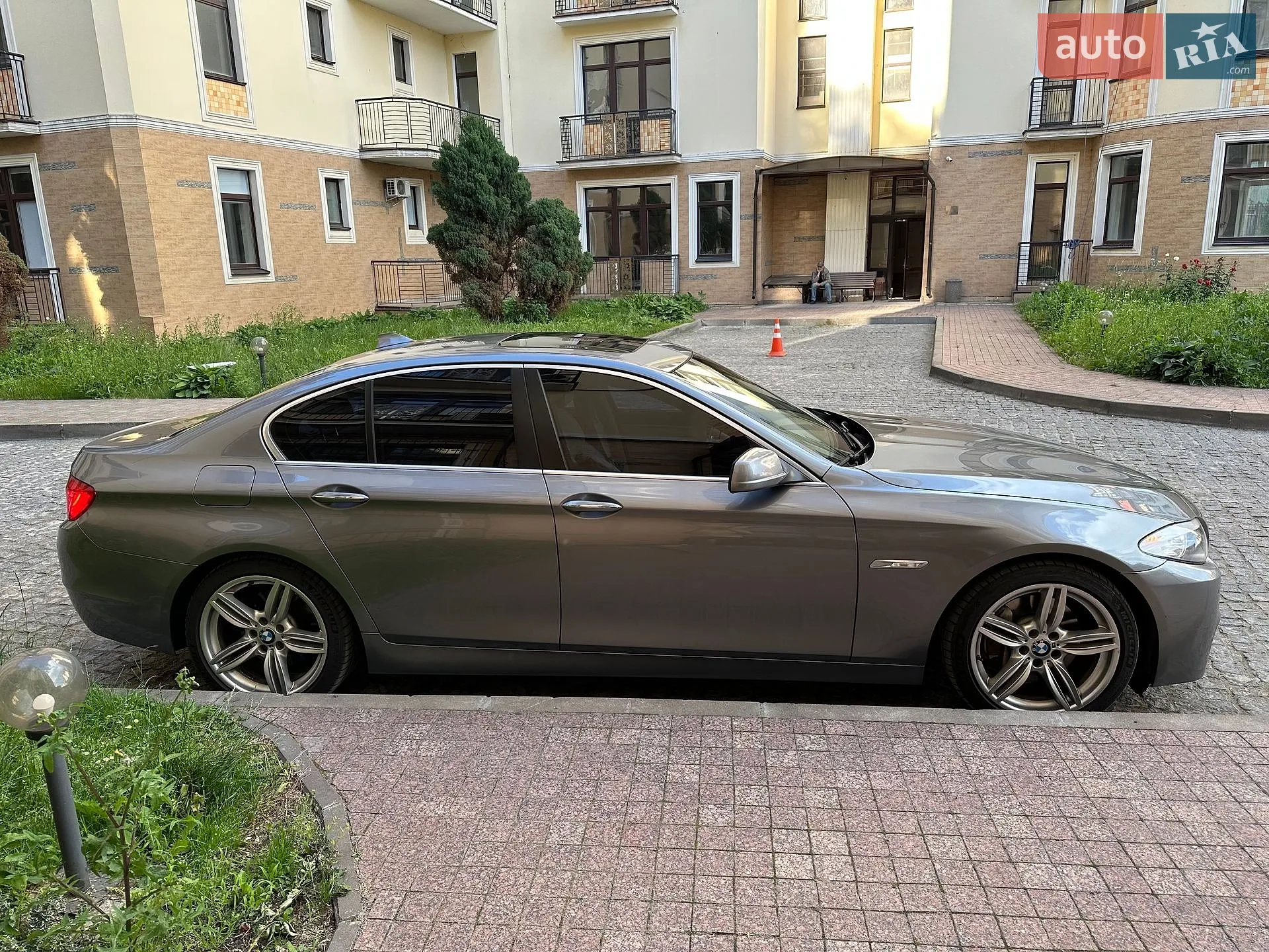 2012 BMW 5er - мініатюра 11