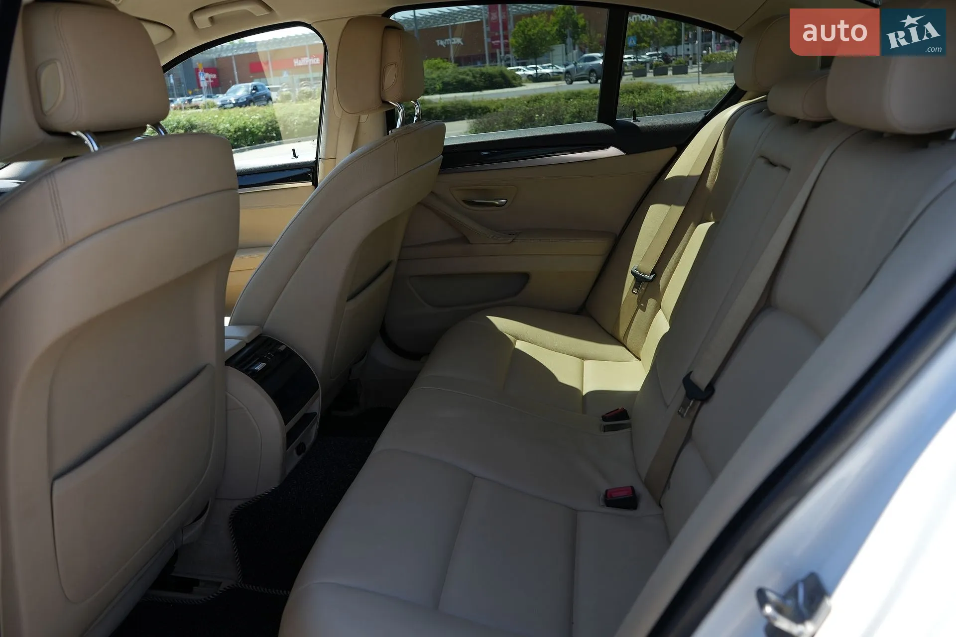 2012 BMW 5er - мініатюра 37