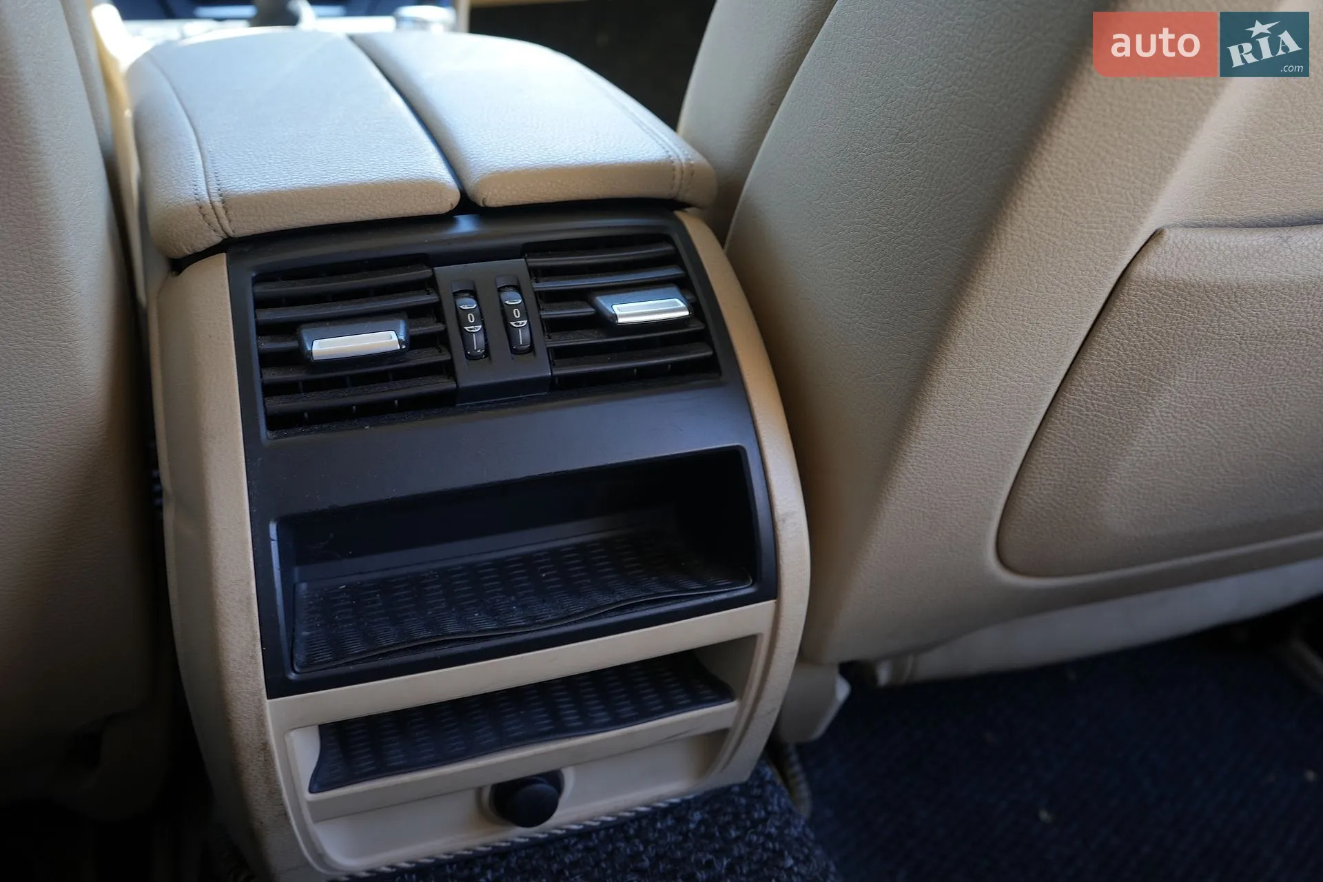 2012 BMW 5er - мініатюра 43