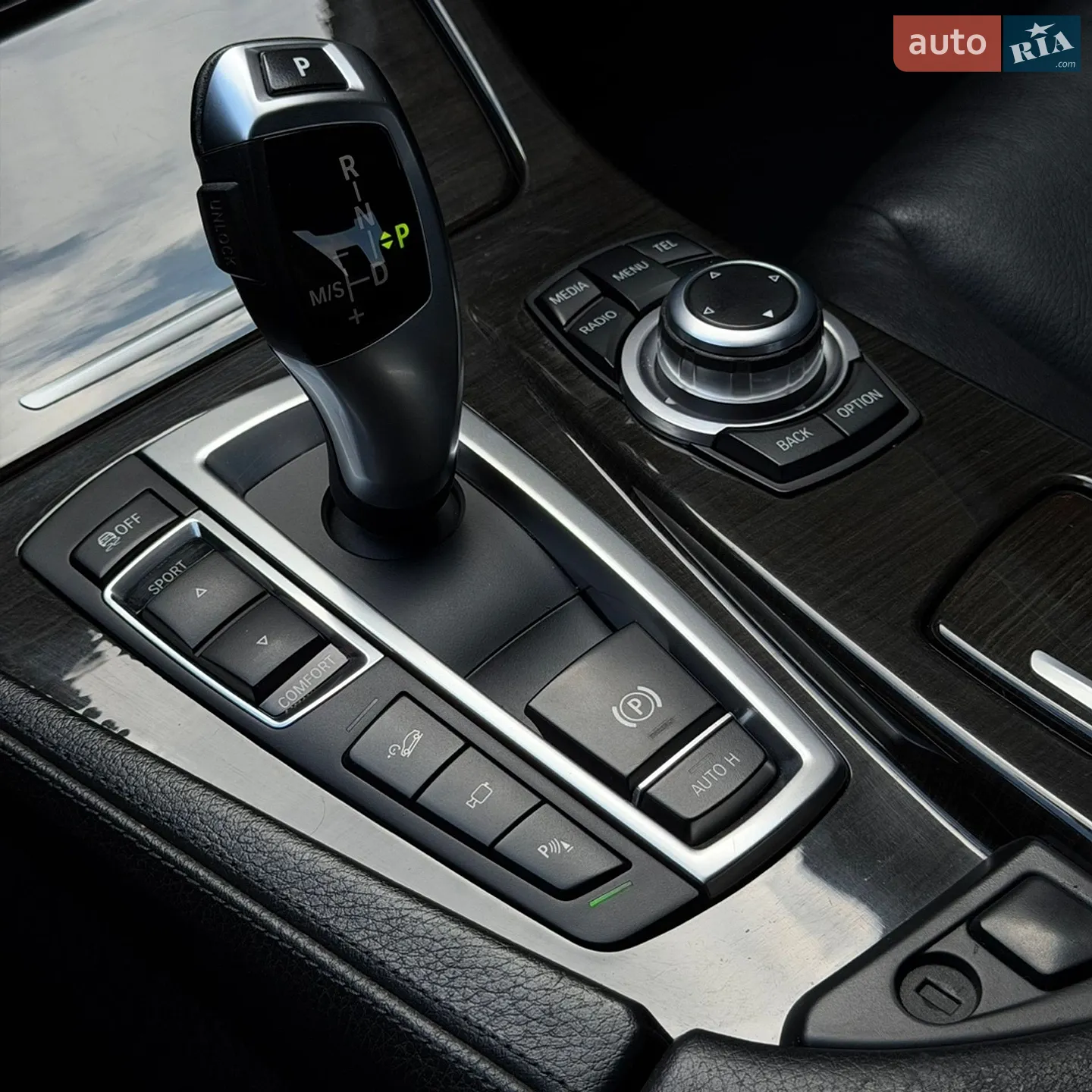 2012 BMW 5er - мініатюра 19