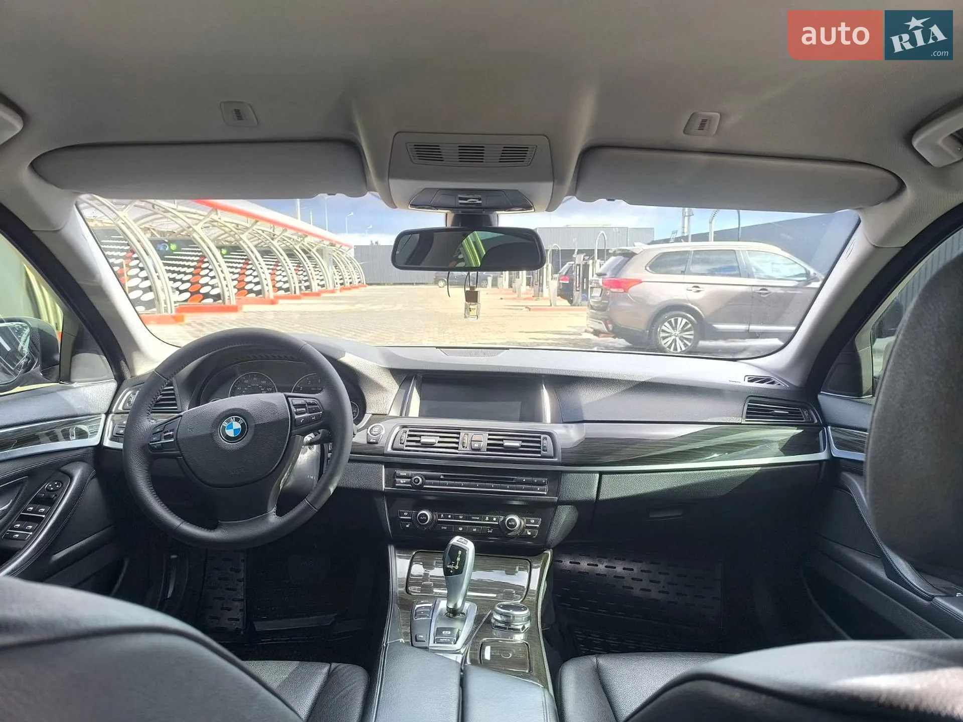 2011 BMW 5er - мініатюра 26