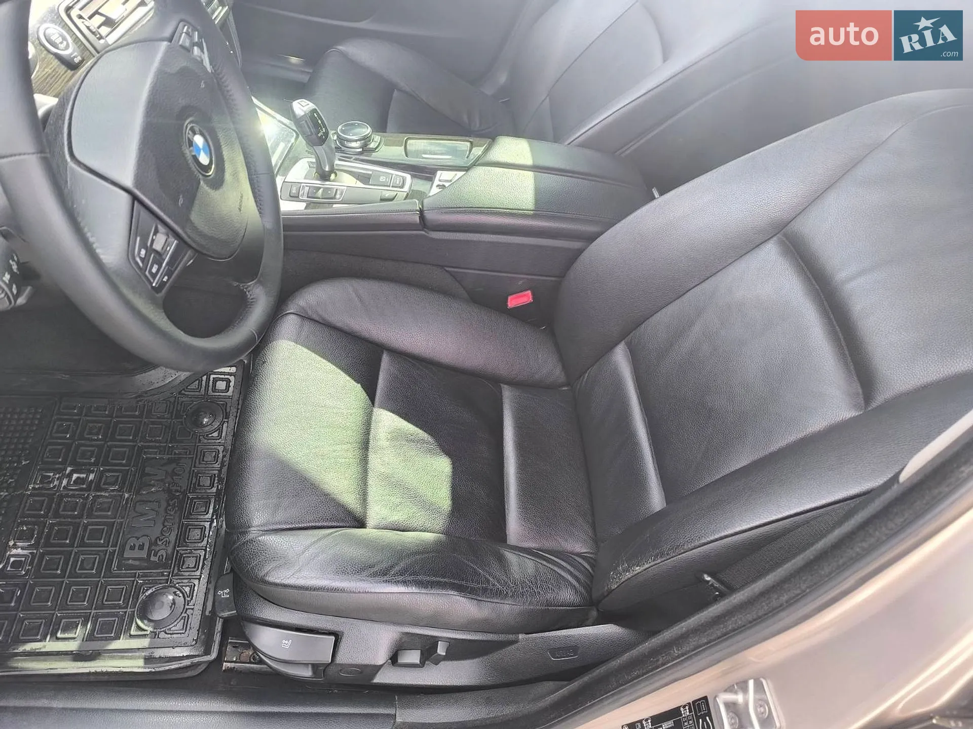 2011 BMW 5er - мініатюра 28