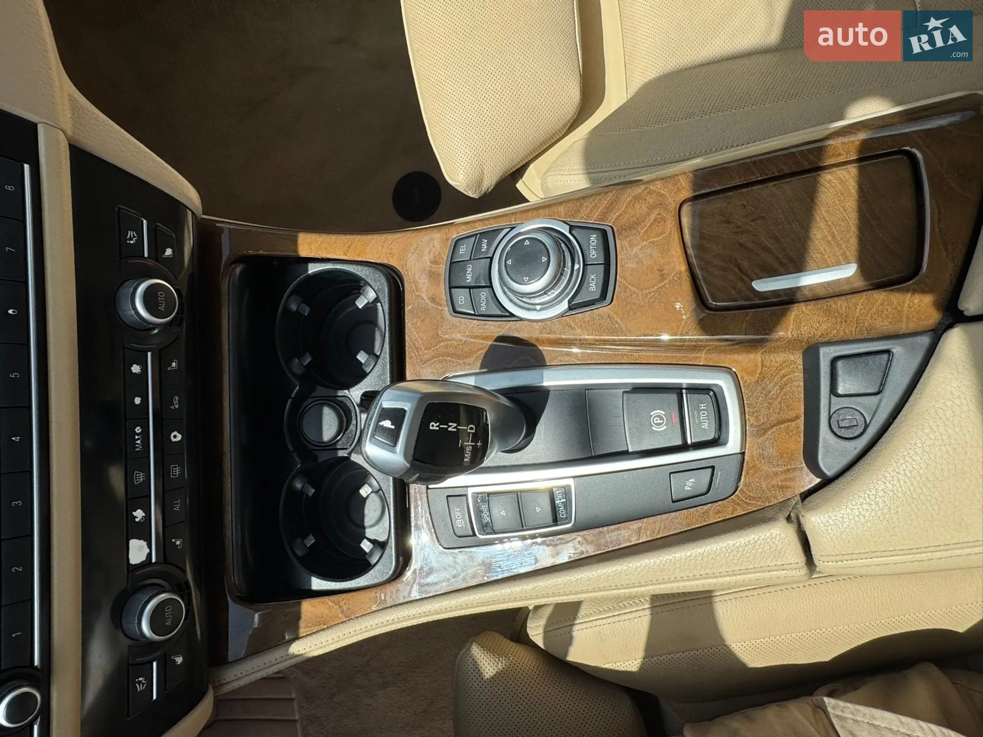 2012 BMW 5er - мініатюра 15