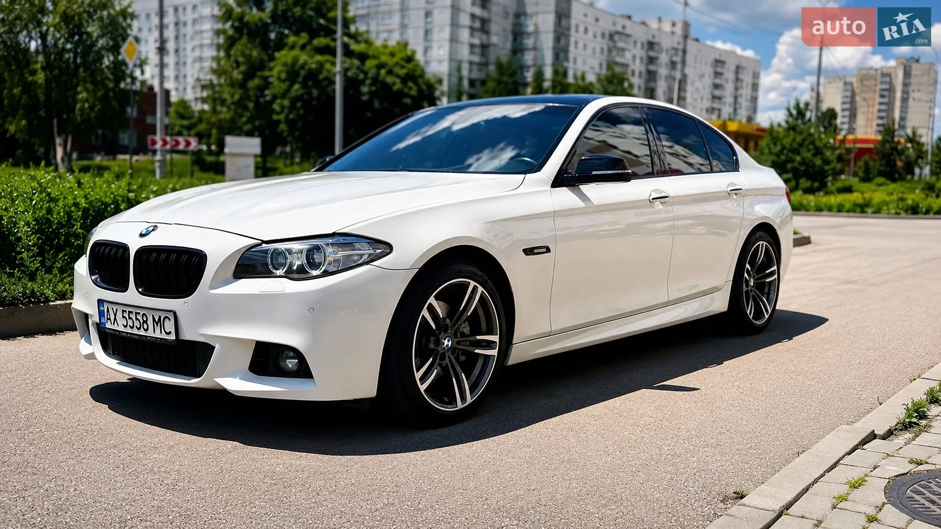 2016 BMW 5er - мініатюра 2