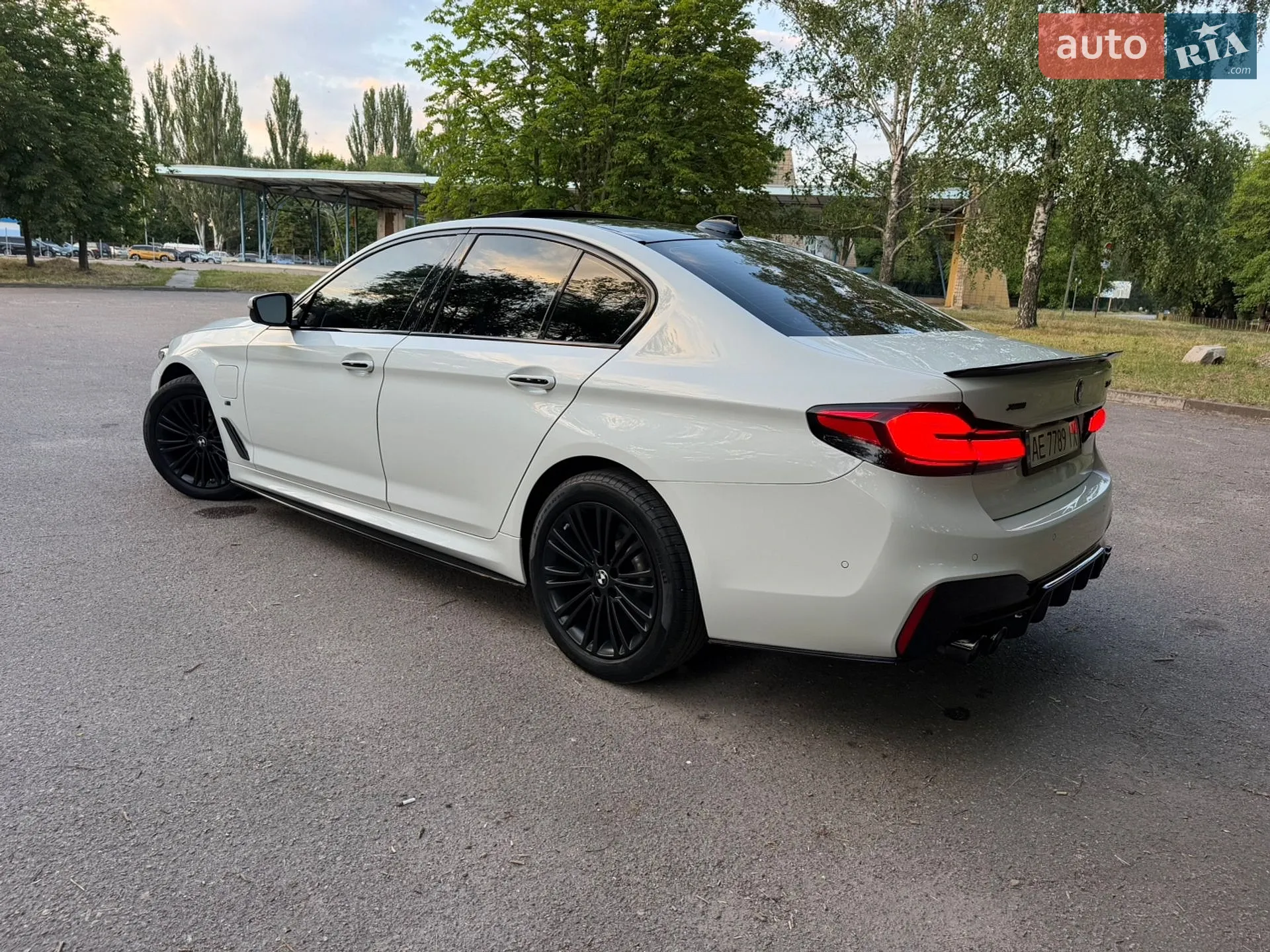 2017 BMW 5er - мініатюра 10